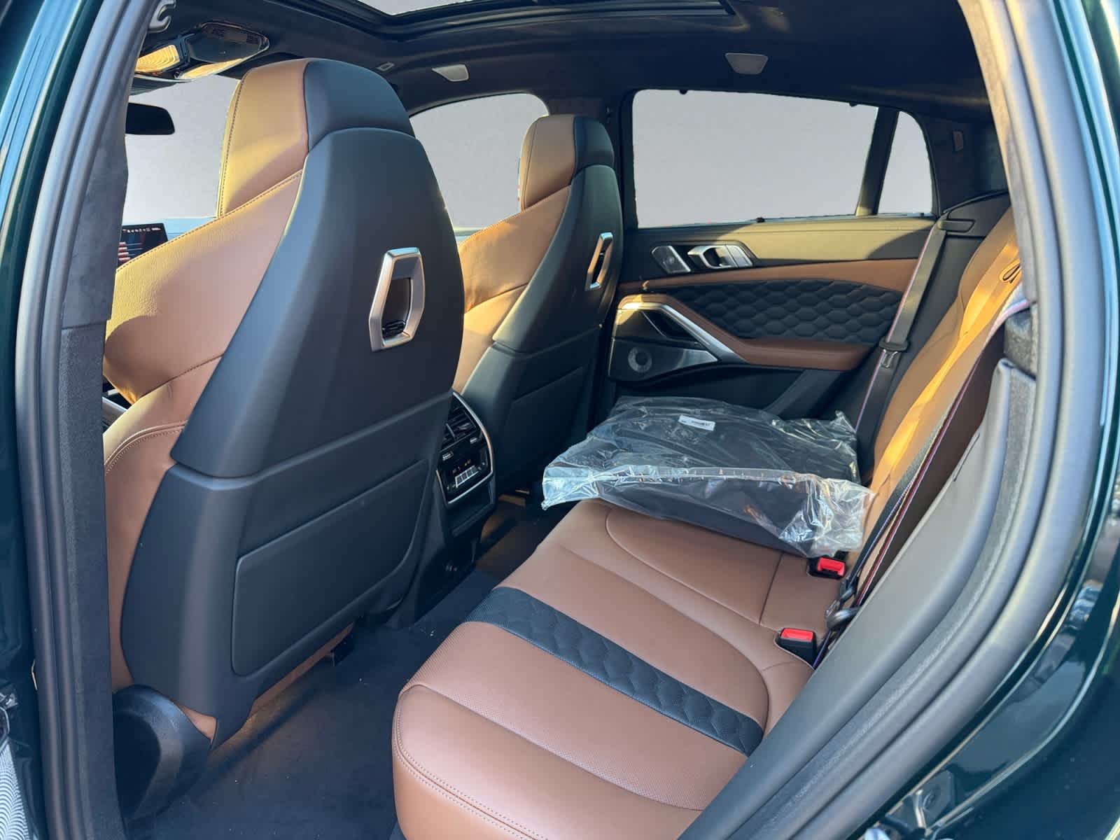 new 2026 BMW X6 M car, priced at $153,000