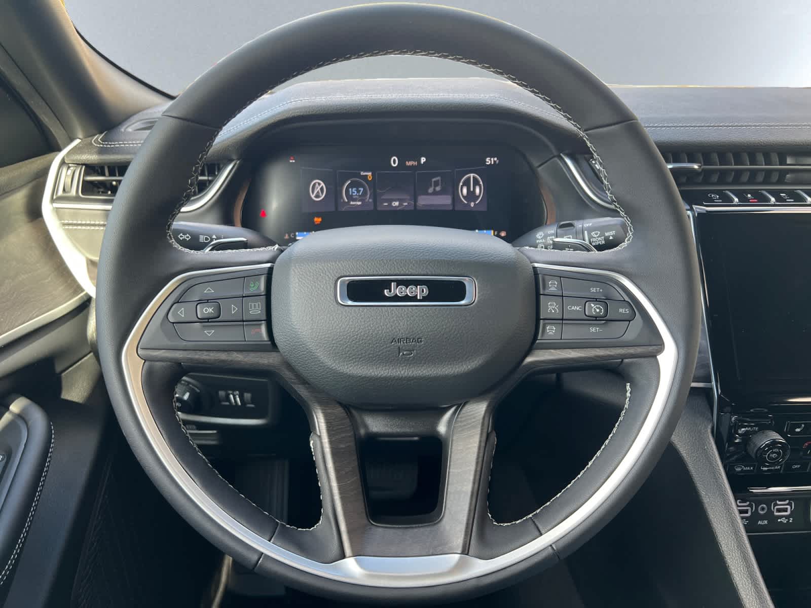 new 2025 Jeep Grand Cherokee car, priced at $49,340