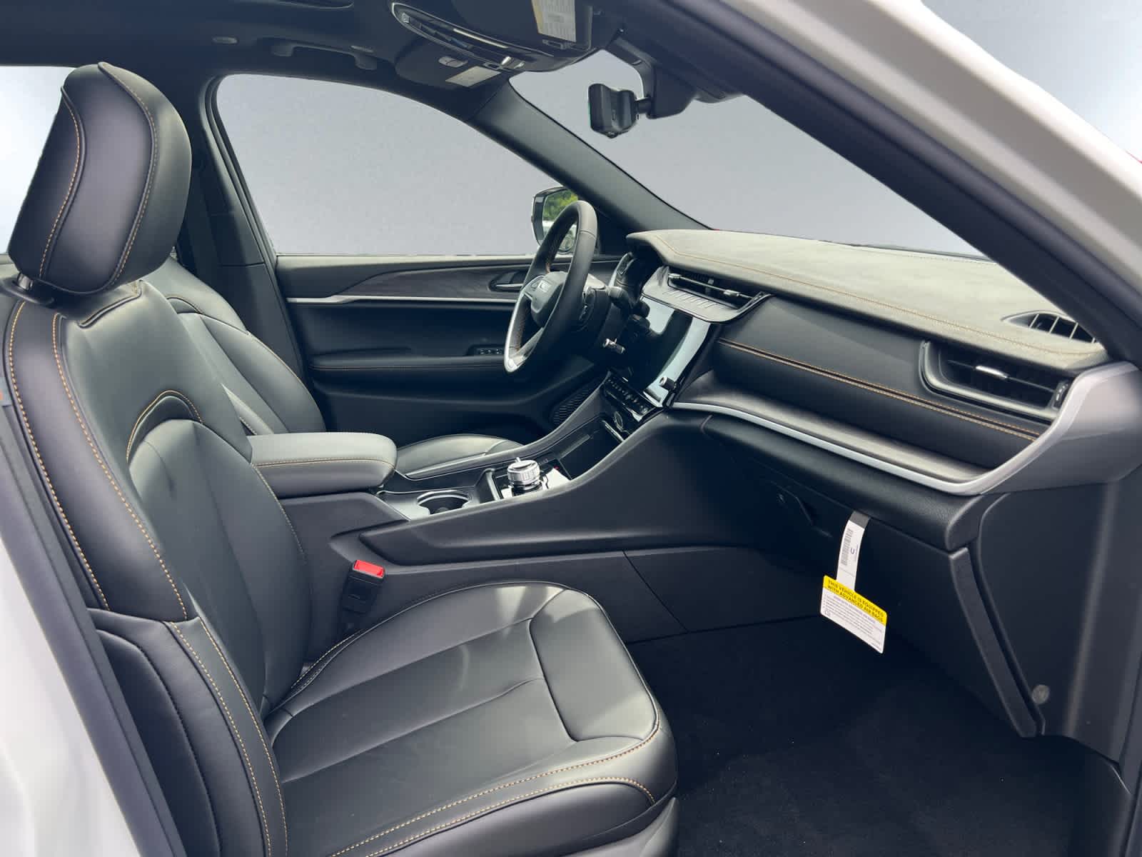 new 2026 Jeep Grand Cherokee car, priced at $51,685