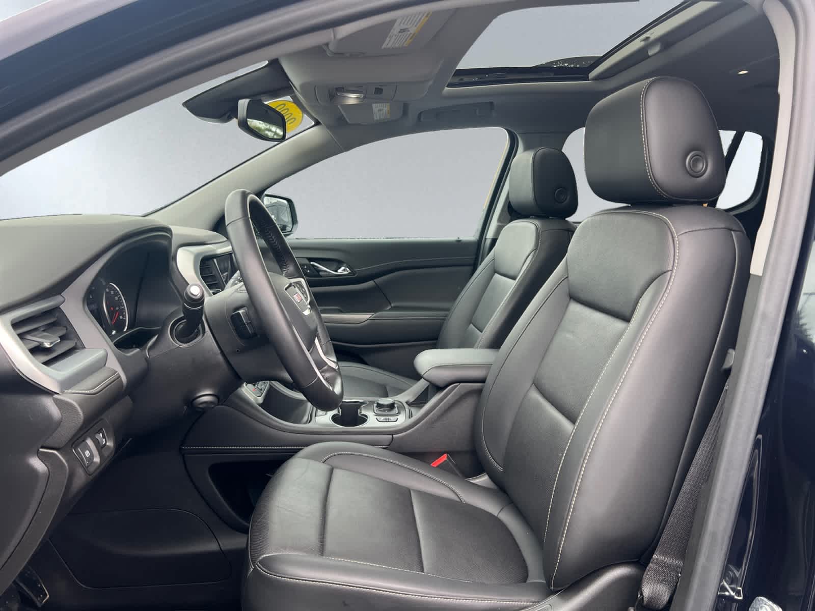 used 2022 GMC Acadia car, priced at $27,797