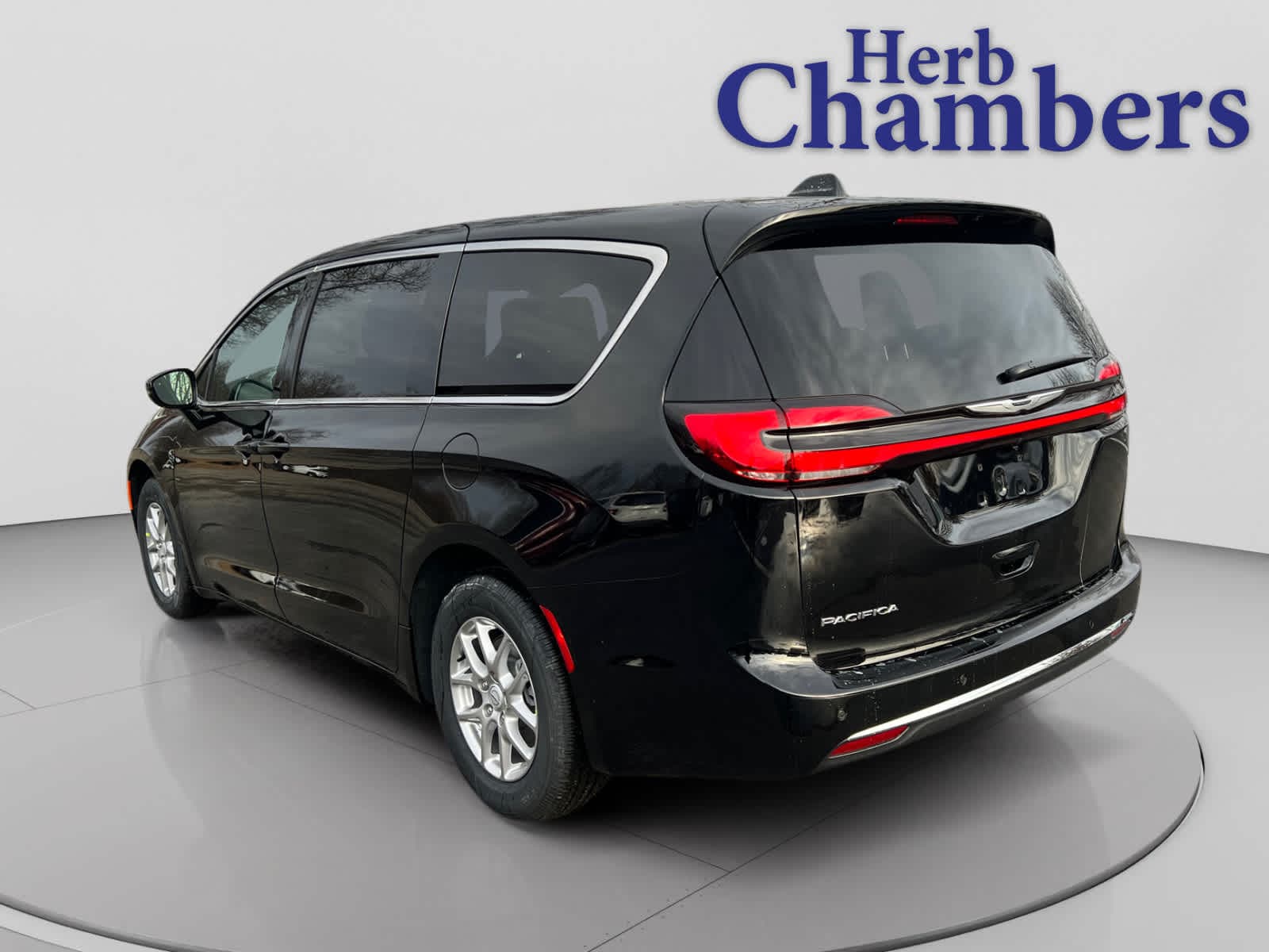 new 2026 Chrysler Pacifica car, priced at $46,635