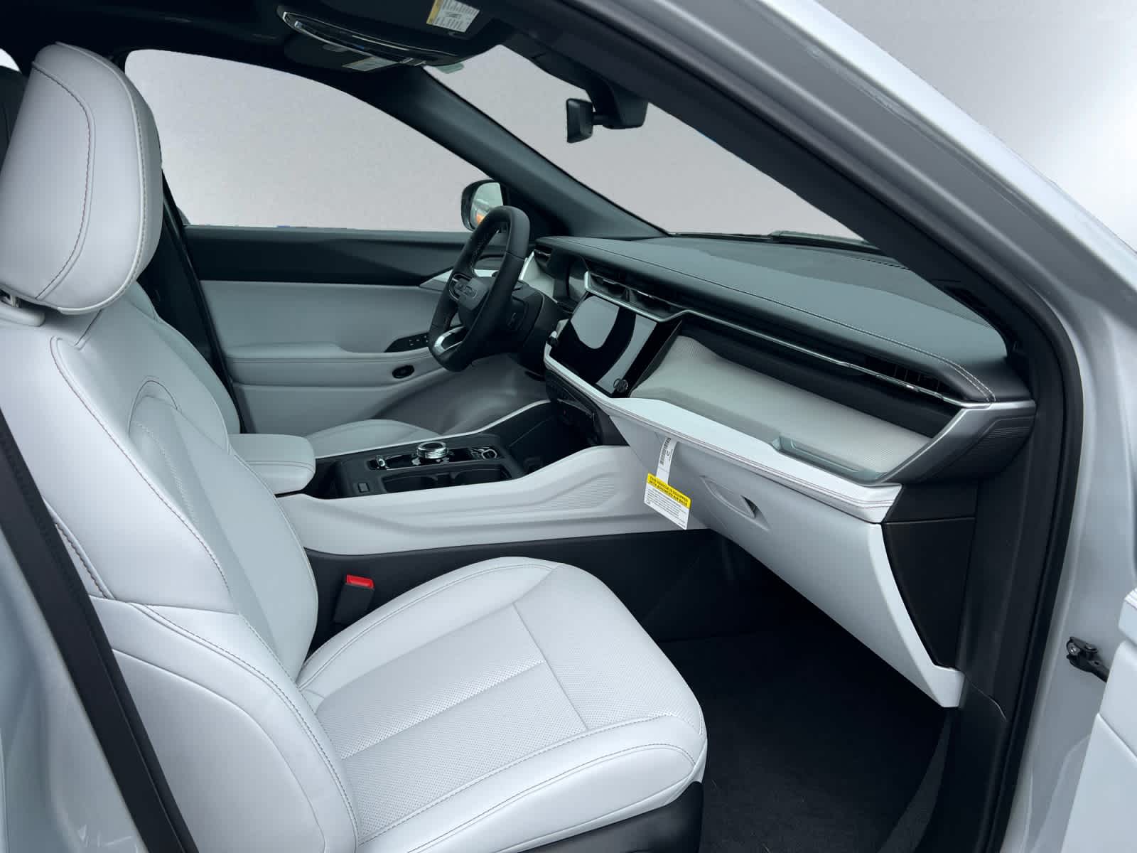 new 2026 Jeep Cherokee car, priced at $44,410