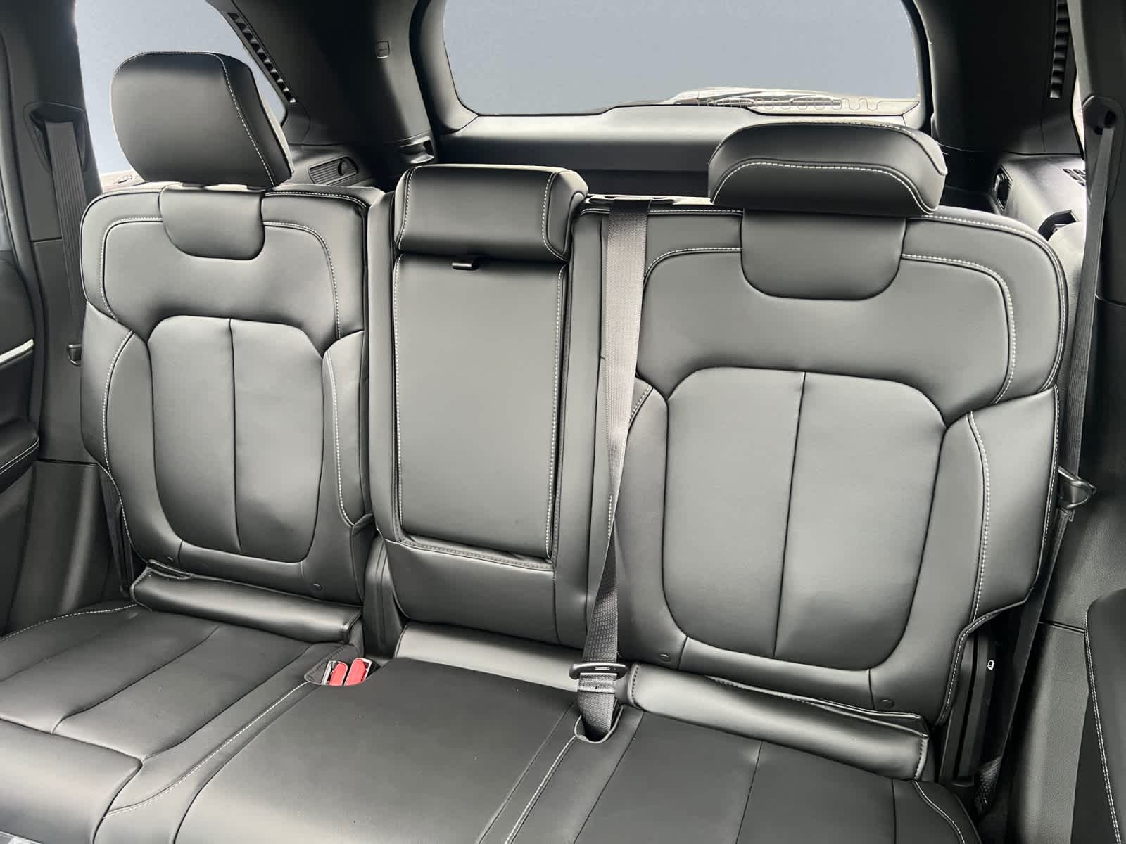 new 2026 Jeep Grand Cherokee car, priced at $49,750