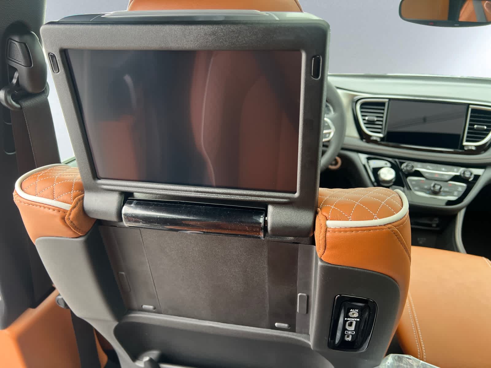 new 2026 Chrysler Pacifica car, priced at $62,450