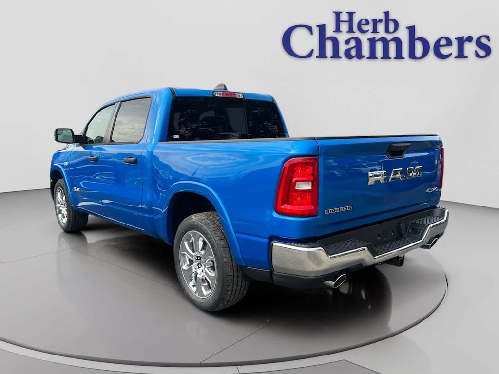 New 2026 Ram 1500 BIG HORN CREW CAB 4X4 5'7 BOX Pickup