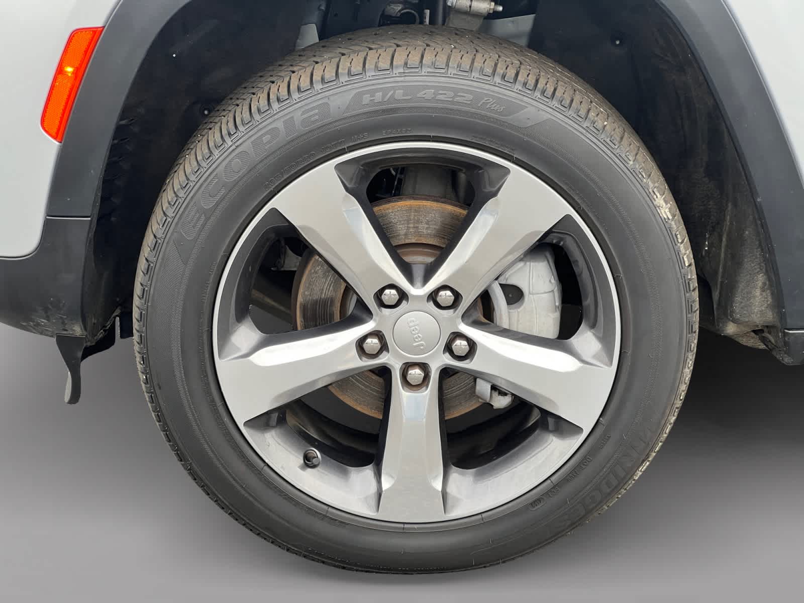 used 2024 Jeep Grand Cherokee car, priced at $37,997