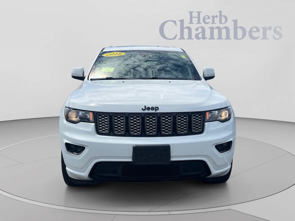 Used 2018 Jeep Grand Cherokee Altitude SUV