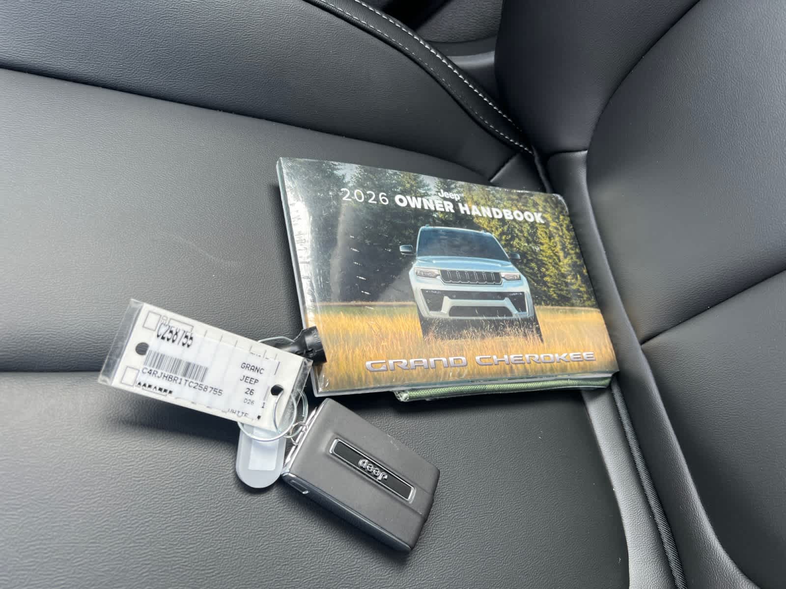 new 2026 Jeep Grand Cherokee car, priced at $49,155