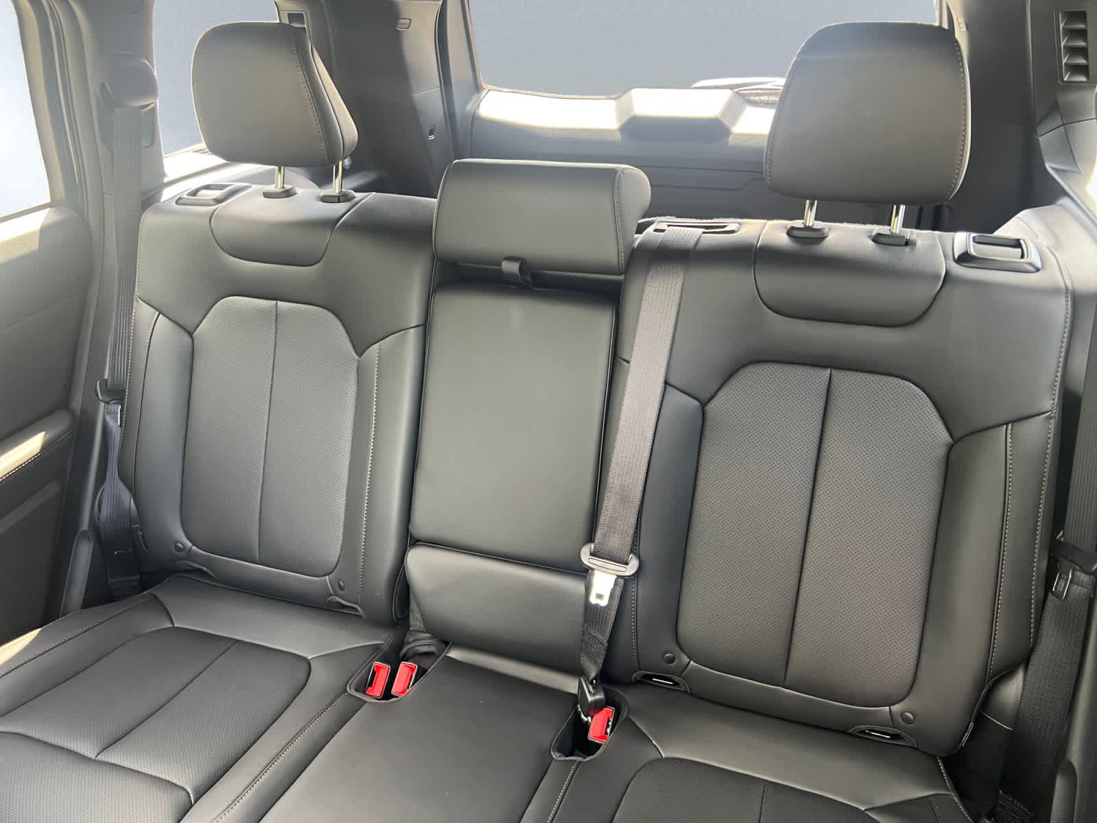 new 2026 Jeep Cherokee car, priced at $44,410