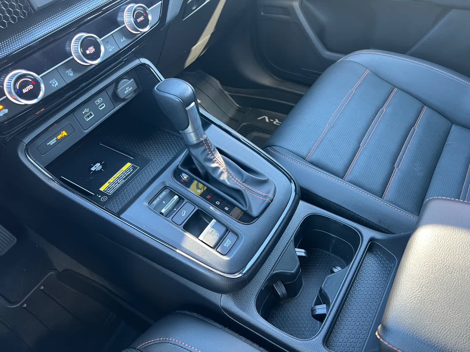 used 2025 Honda CR-V Hybrid car, priced at $38,197