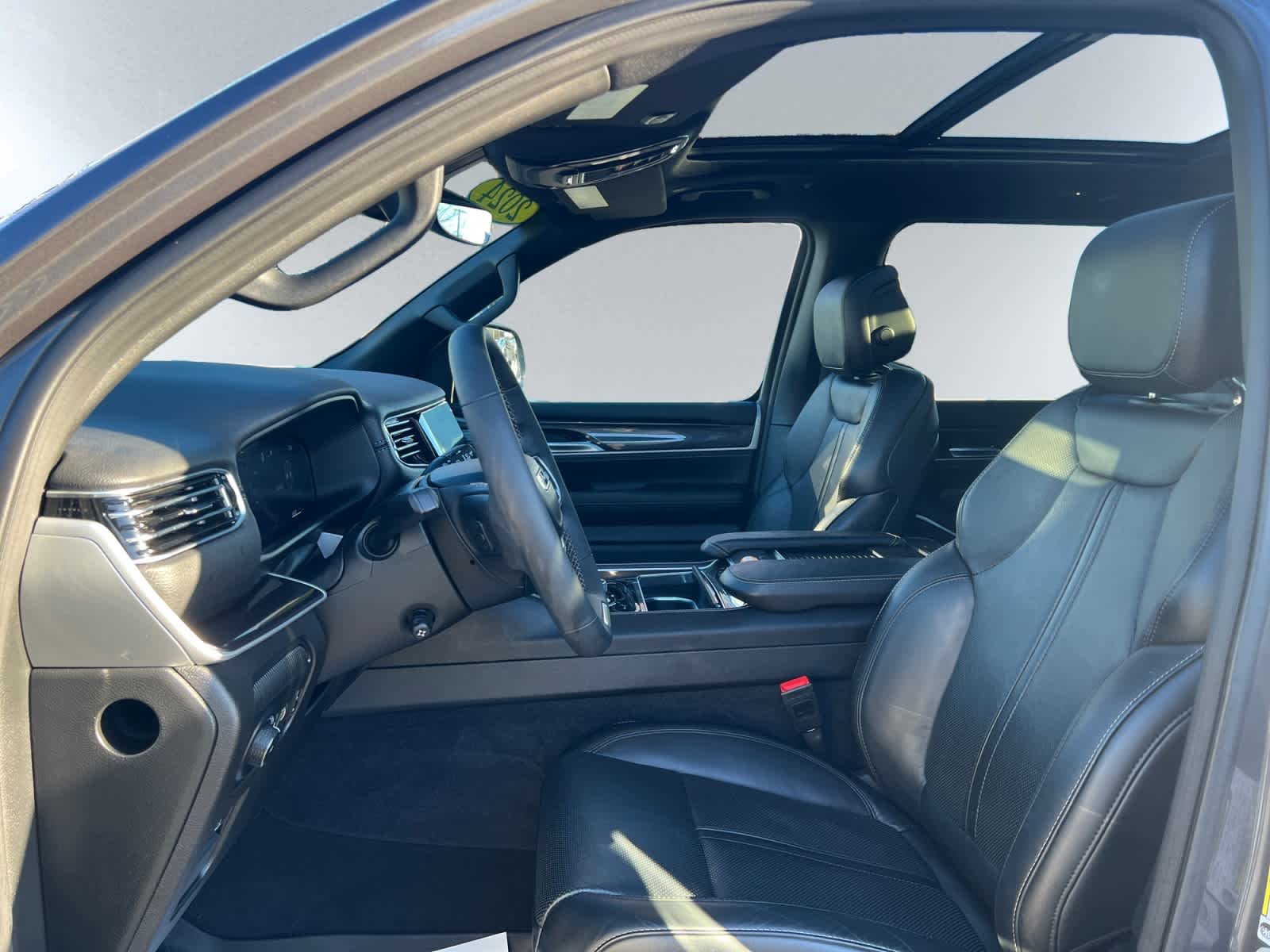 used 2024 Jeep Wagoneer car, priced at $50,497