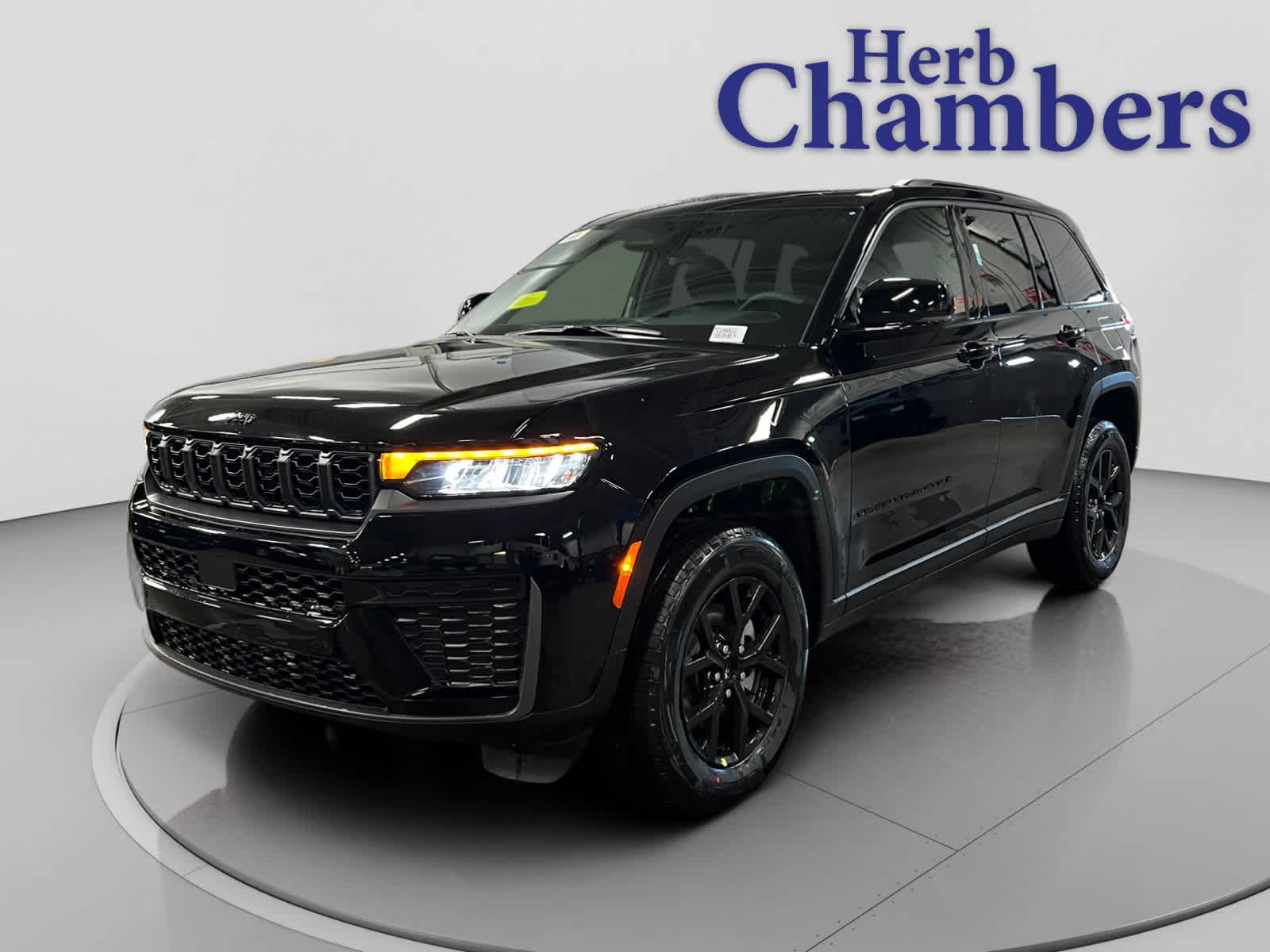 new 2026 Jeep Grand Cherokee car, priced at $48,750