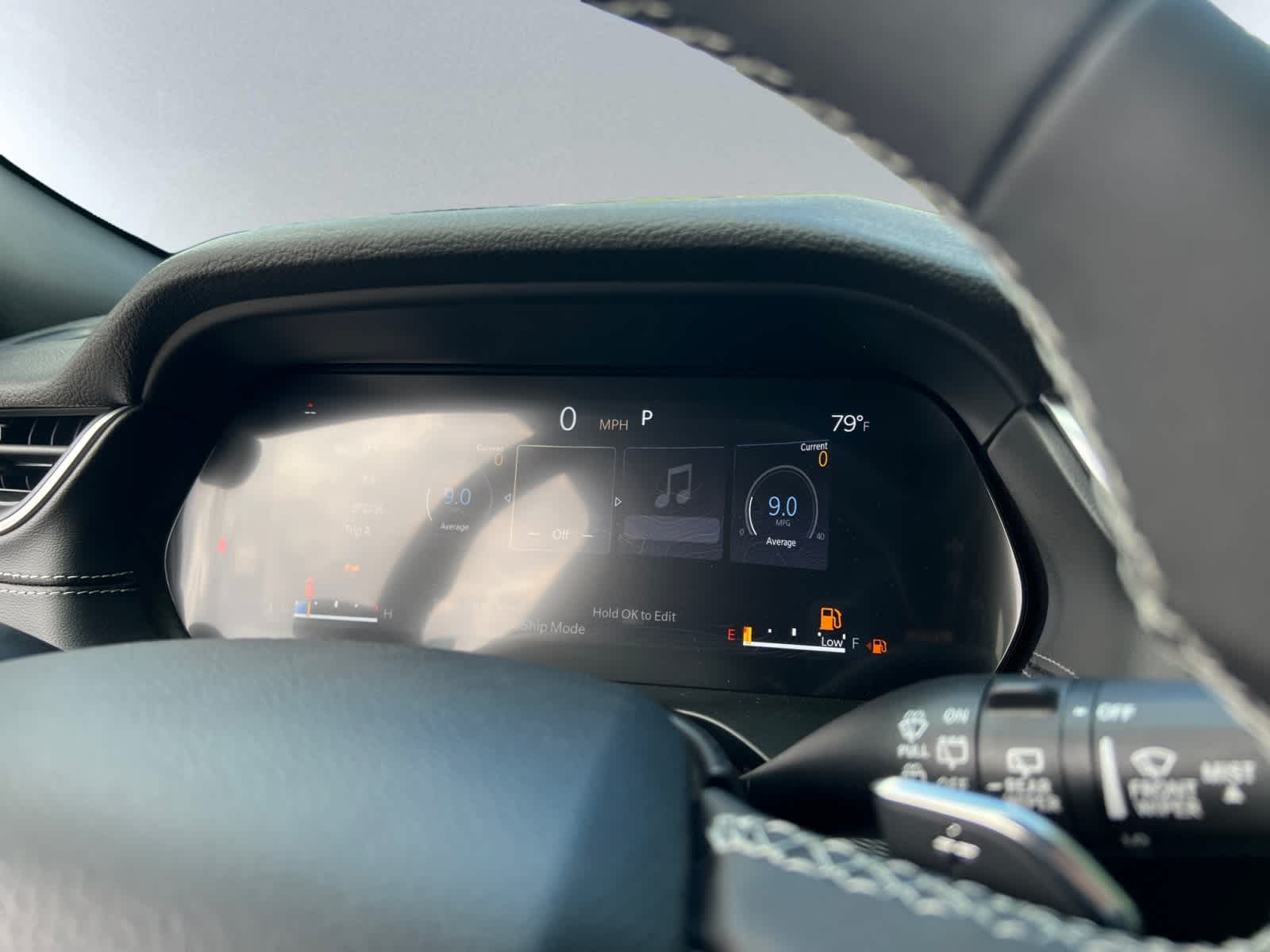 new 2025 Jeep Grand Cherokee car, priced at $40,525