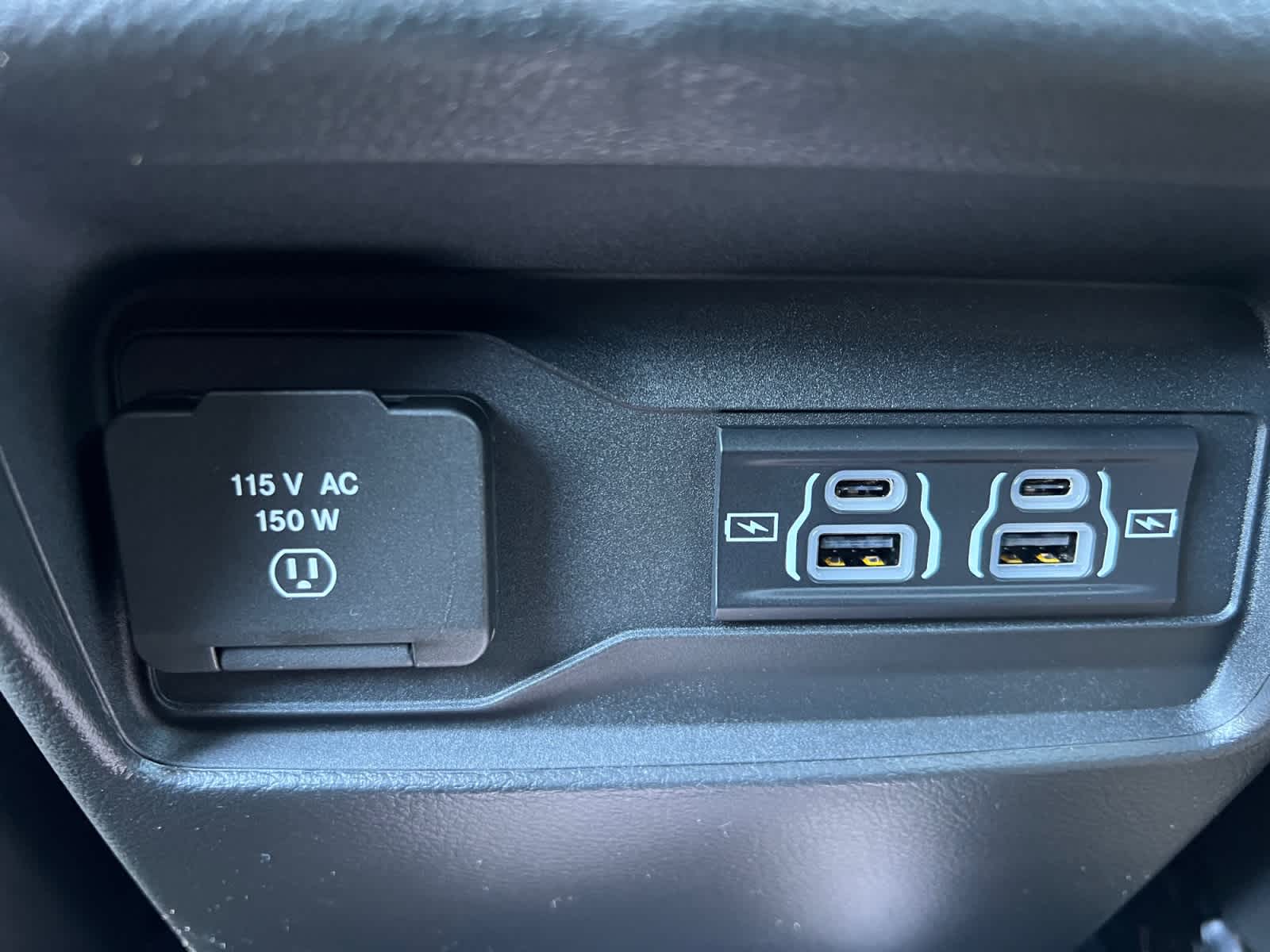 new 2025 Jeep Grand Cherokee car, priced at $45,770