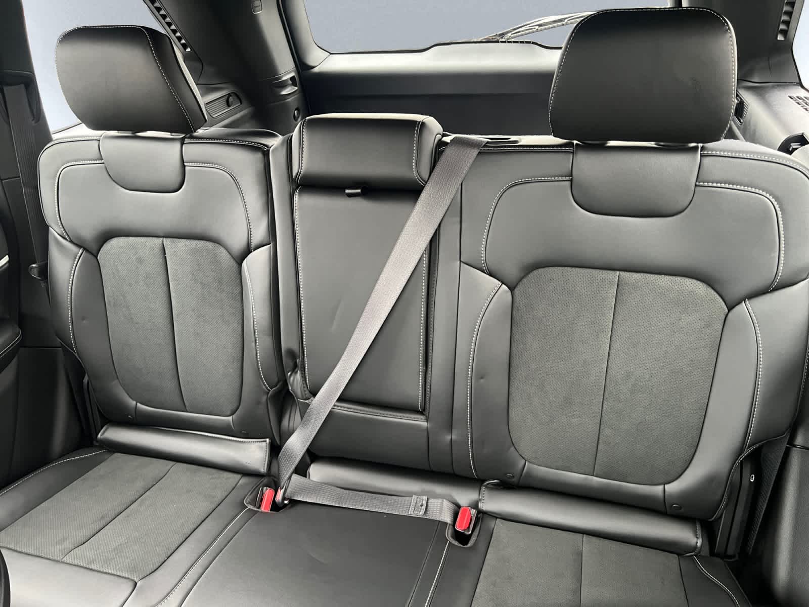 new 2026 Jeep Grand Cherokee car, priced at $47,575