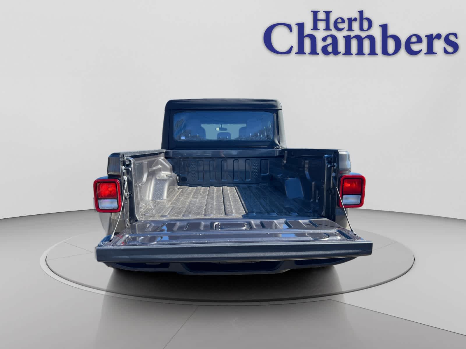 new 2026 Jeep Gladiator car, priced at $42,310