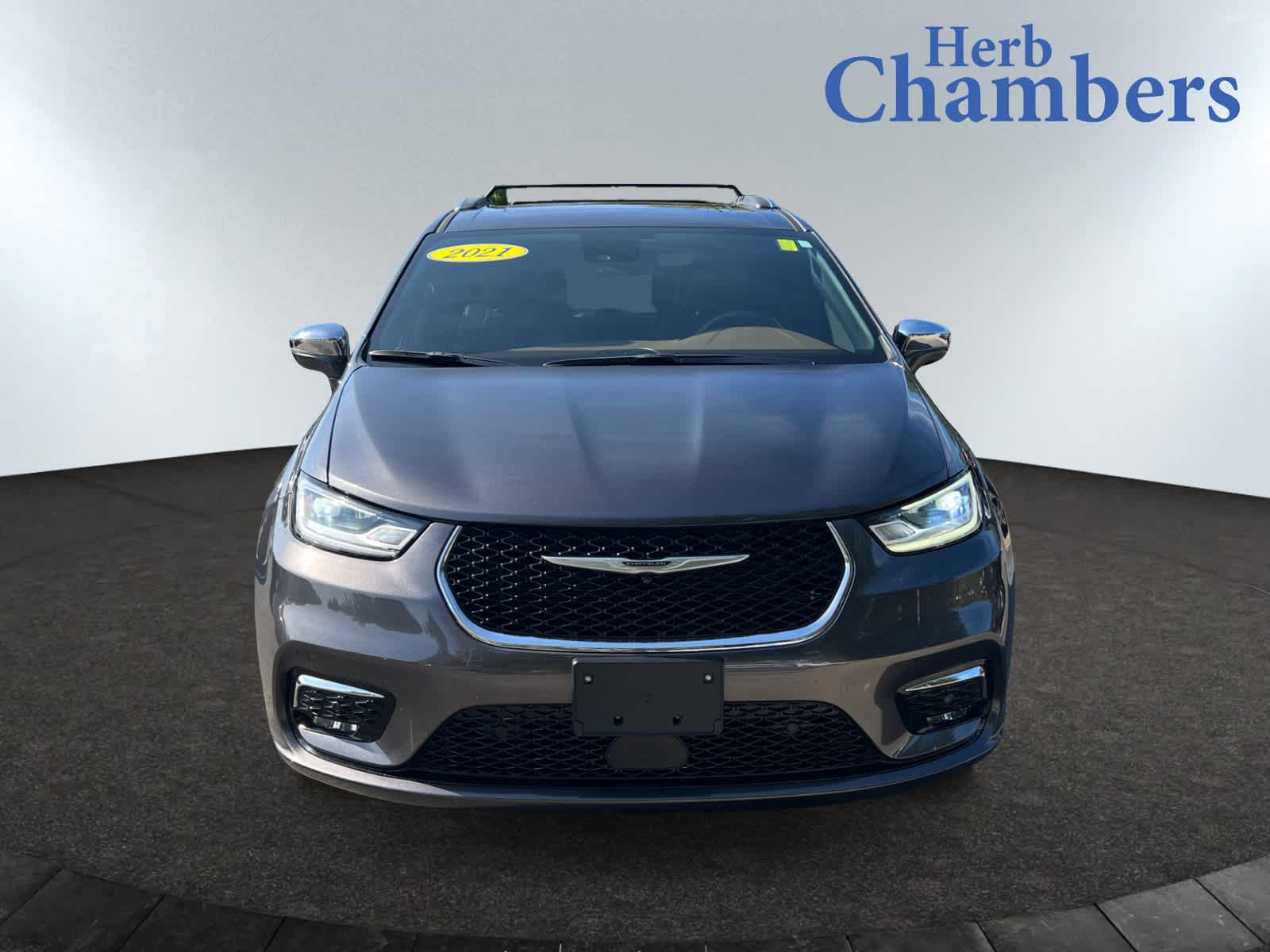 2021 Chrysler Pacifica Limited photo 2