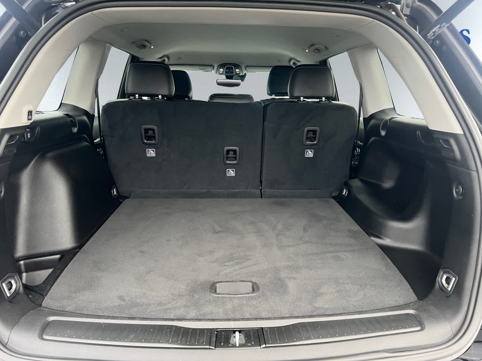 2023 Jeep Grand Cherokee Limited photo 3