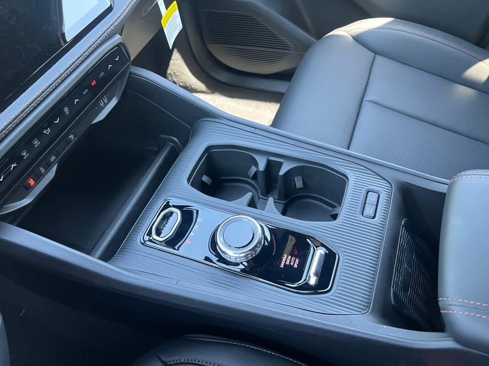 new 2026 Jeep Cherokee car, priced at $42,815