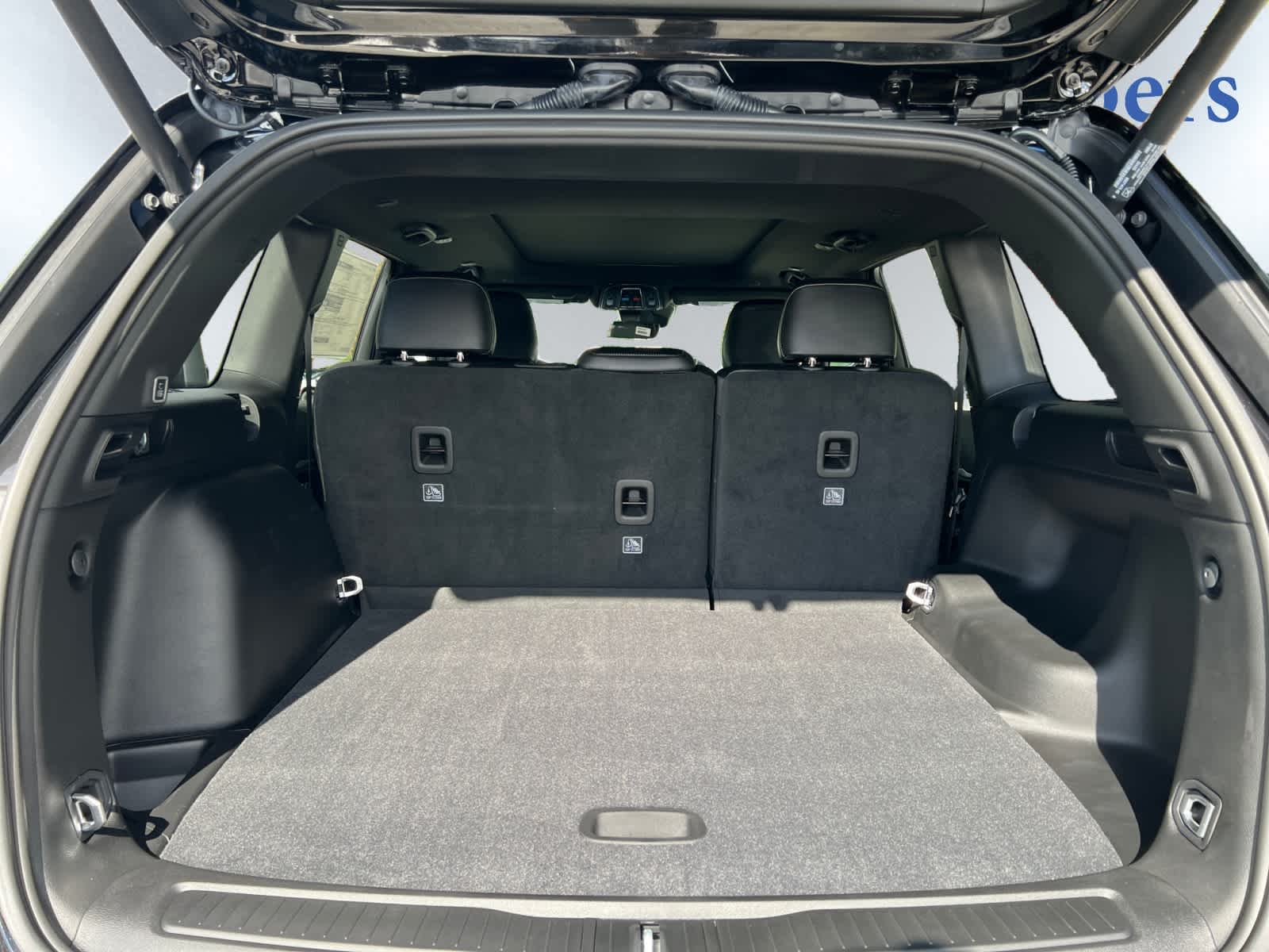 new 2025 Jeep Grand Cherokee car, priced at $47,405