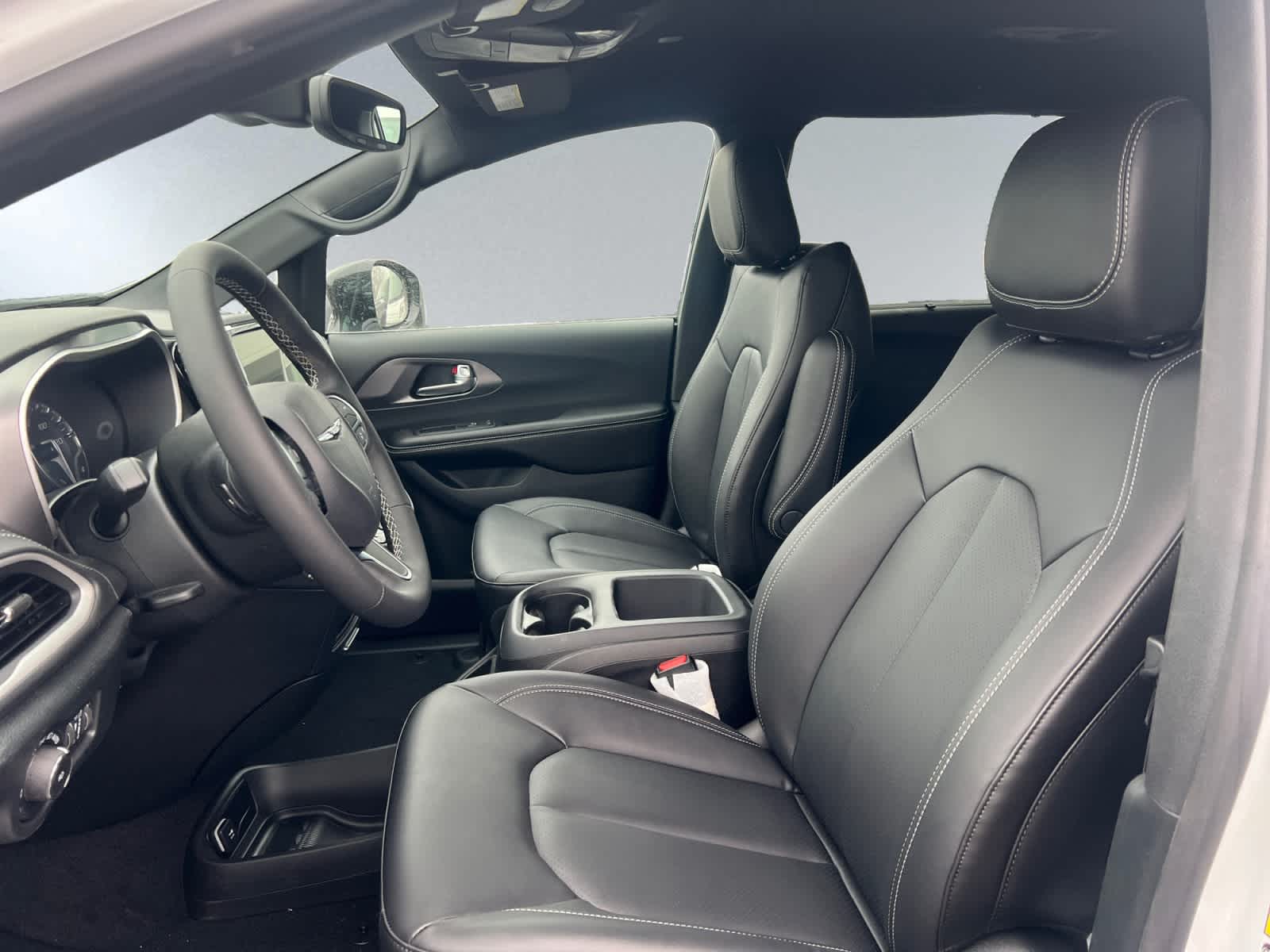 new 2026 Chrysler Pacifica car, priced at $46,665