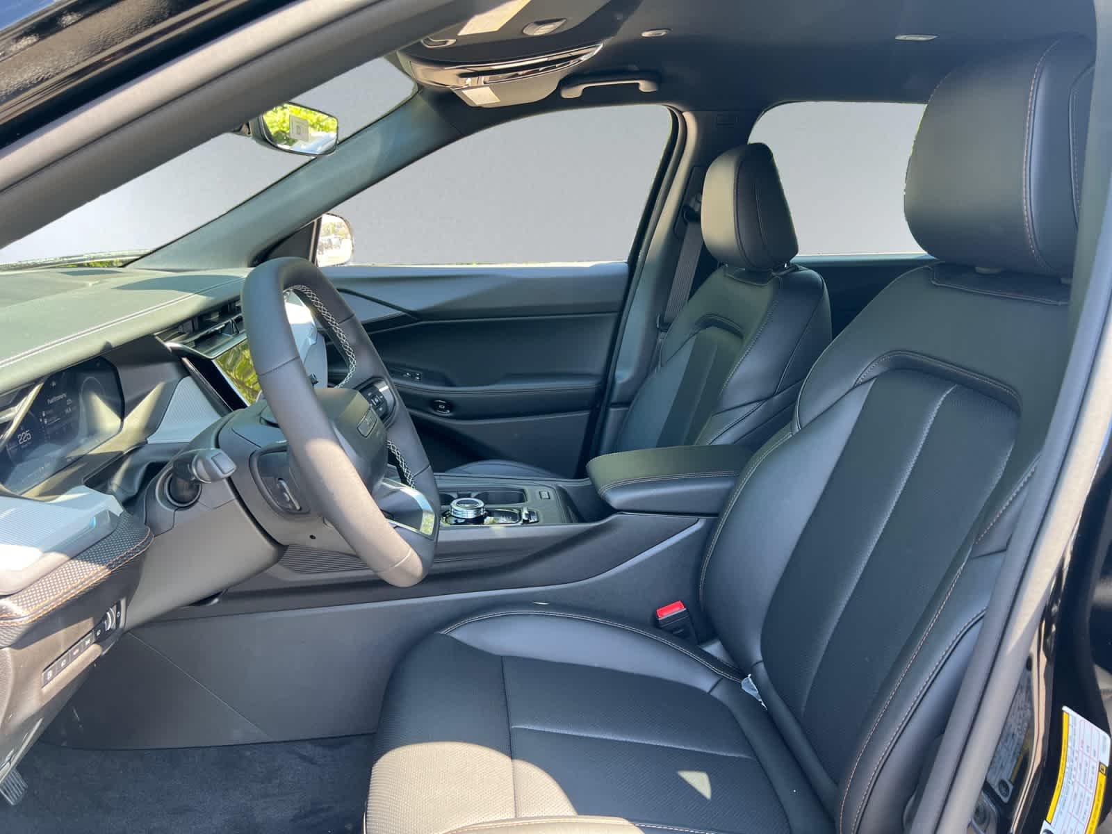new 2026 Jeep Cherokee car, priced at $42,815