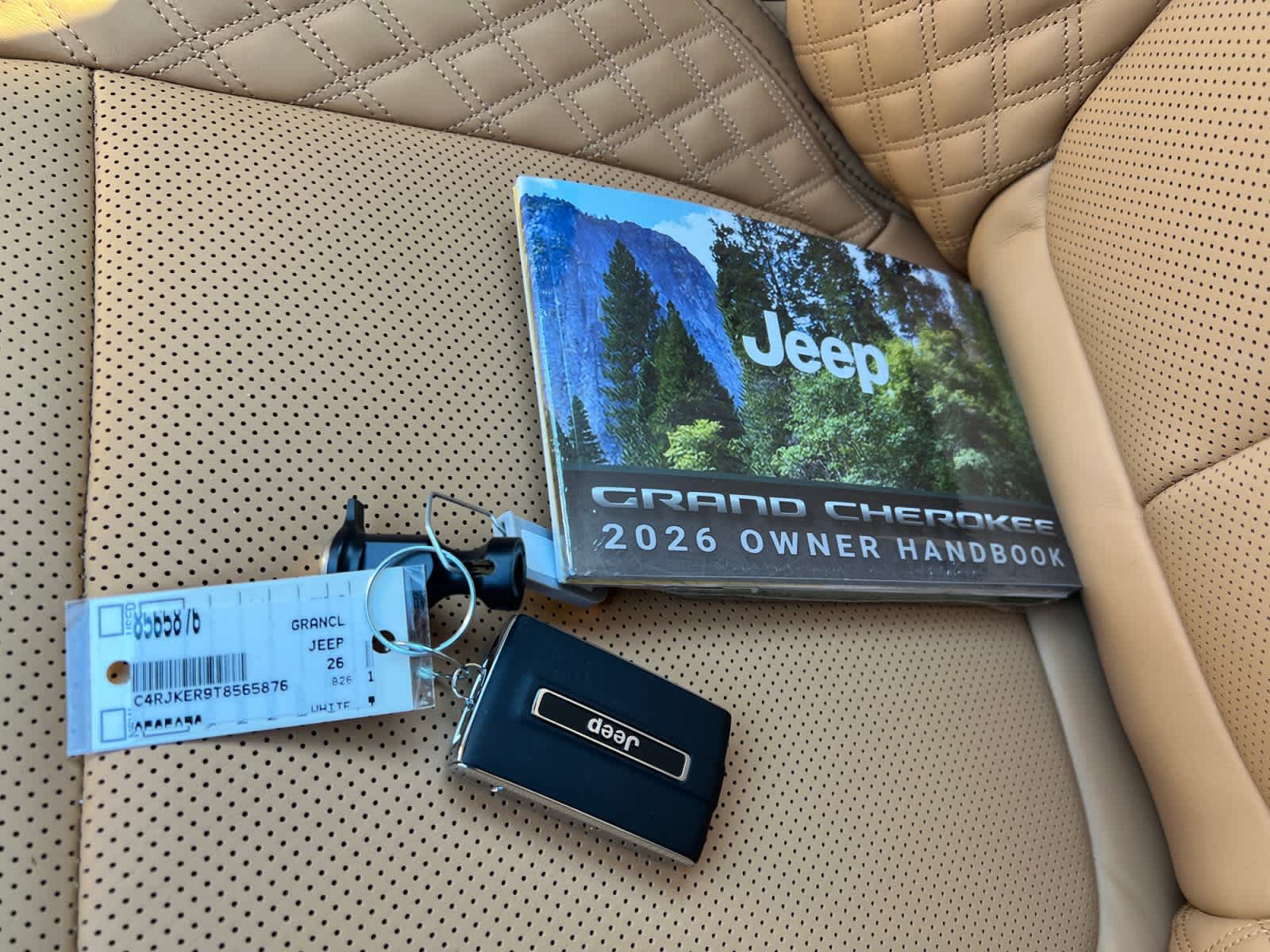 new 2026 Jeep Grand Cherokee car, priced at $66,215