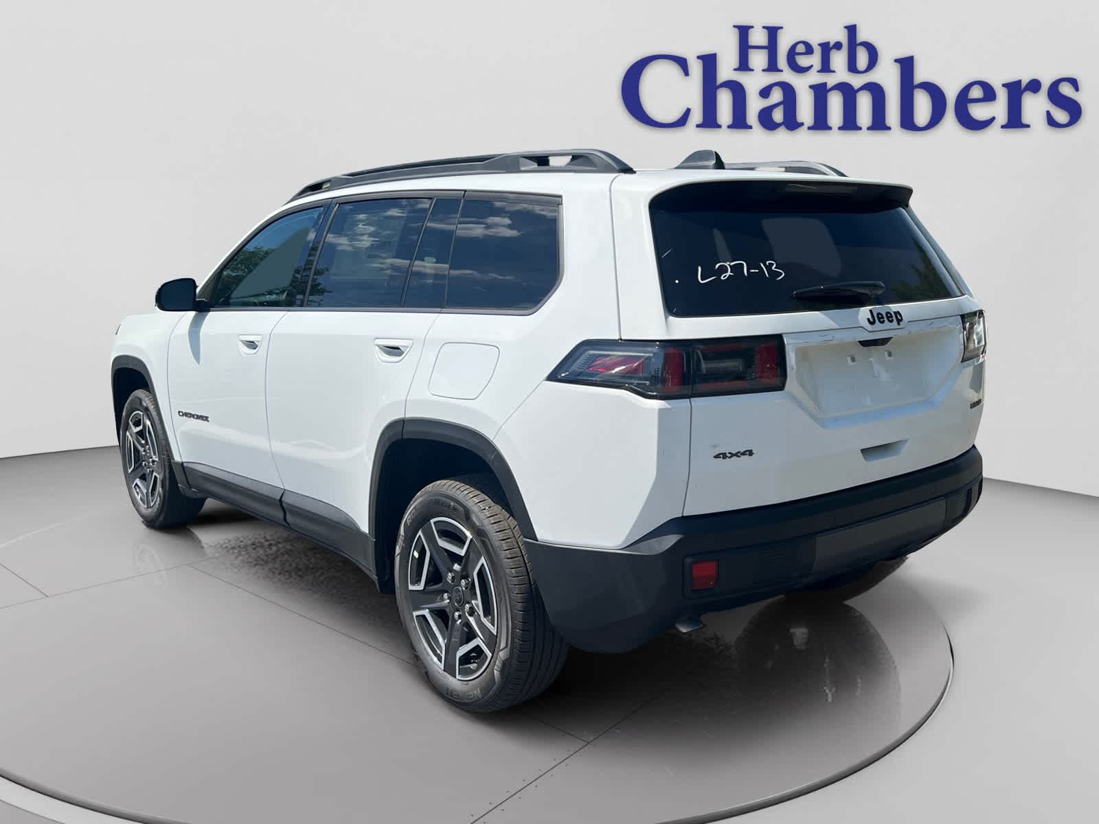 new 2026 Jeep Cherokee car, priced at $42,220