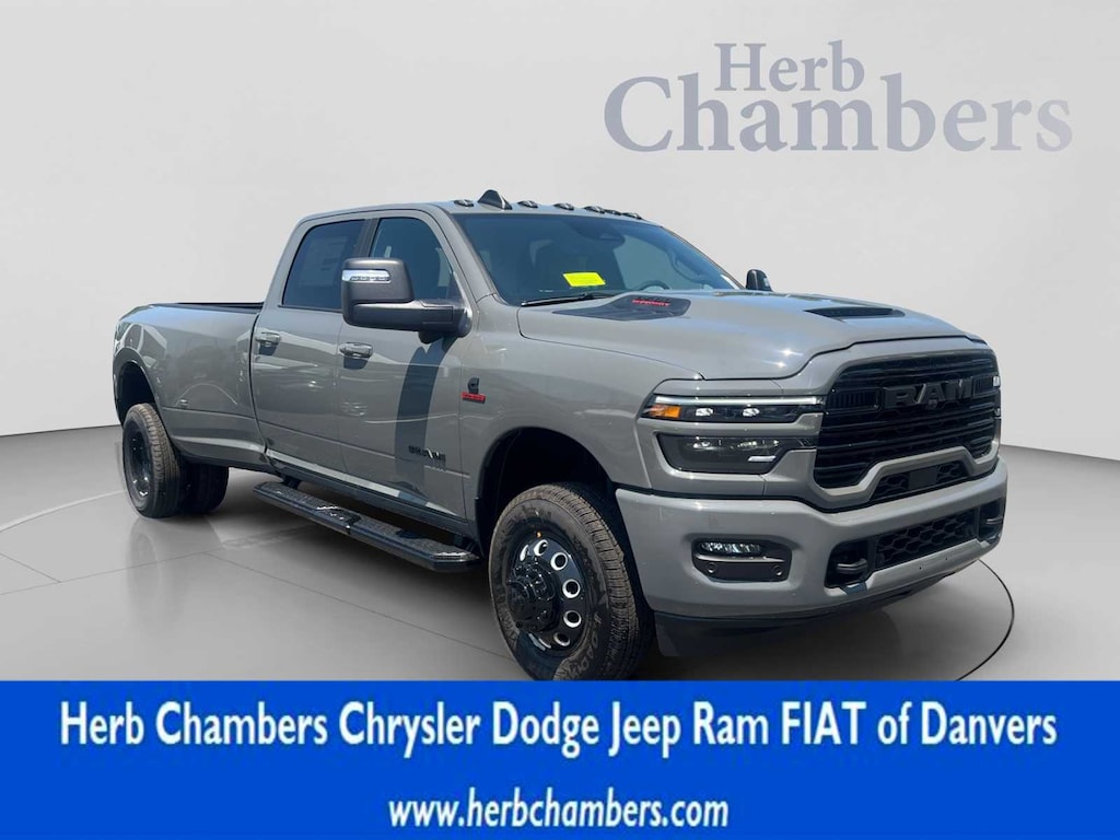 New 2026 Ram 3500 LARAMIE CREW CAB 4X4 8' BOX Pickup