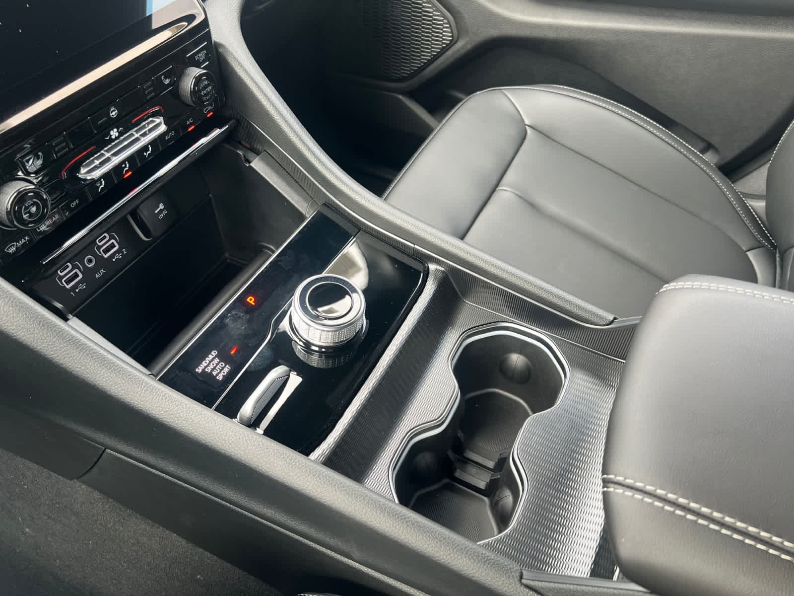 new 2025 Jeep Grand Cherokee car, priced at $48,405