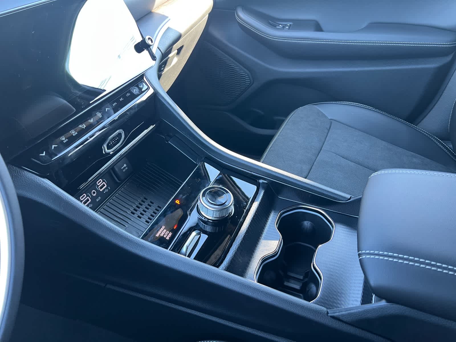 new 2026 Jeep Grand Cherokee car, priced at $49,170