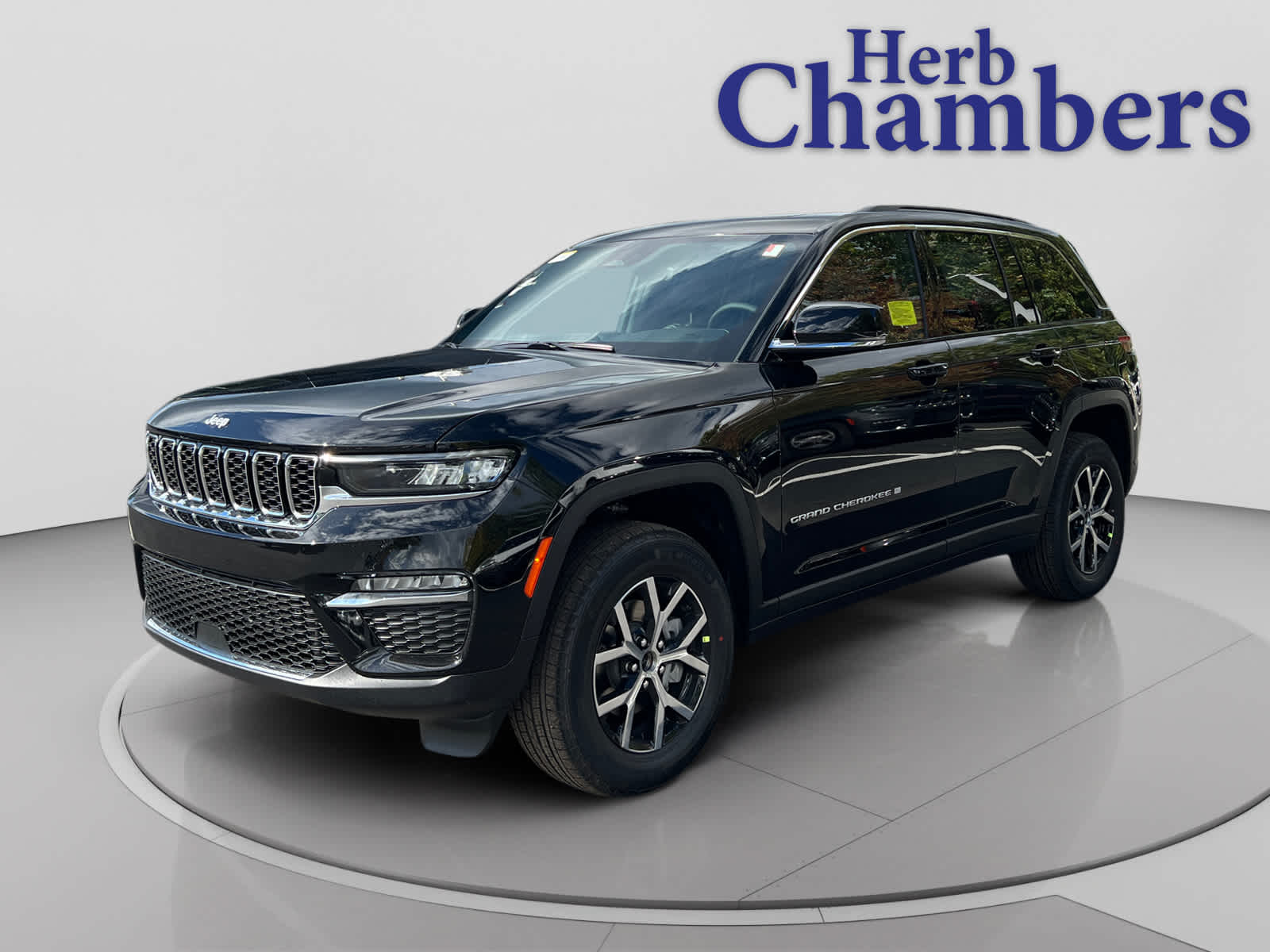 new 2025 Jeep Grand Cherokee car, priced at $47,405