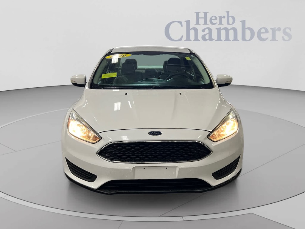 Used 2016 Ford Focus SE Sedan