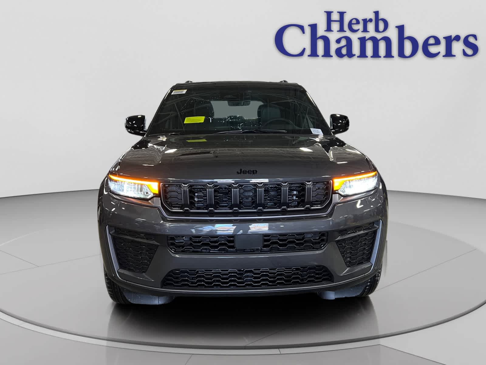 new 2026 Jeep Grand Cherokee car, priced at $49,170