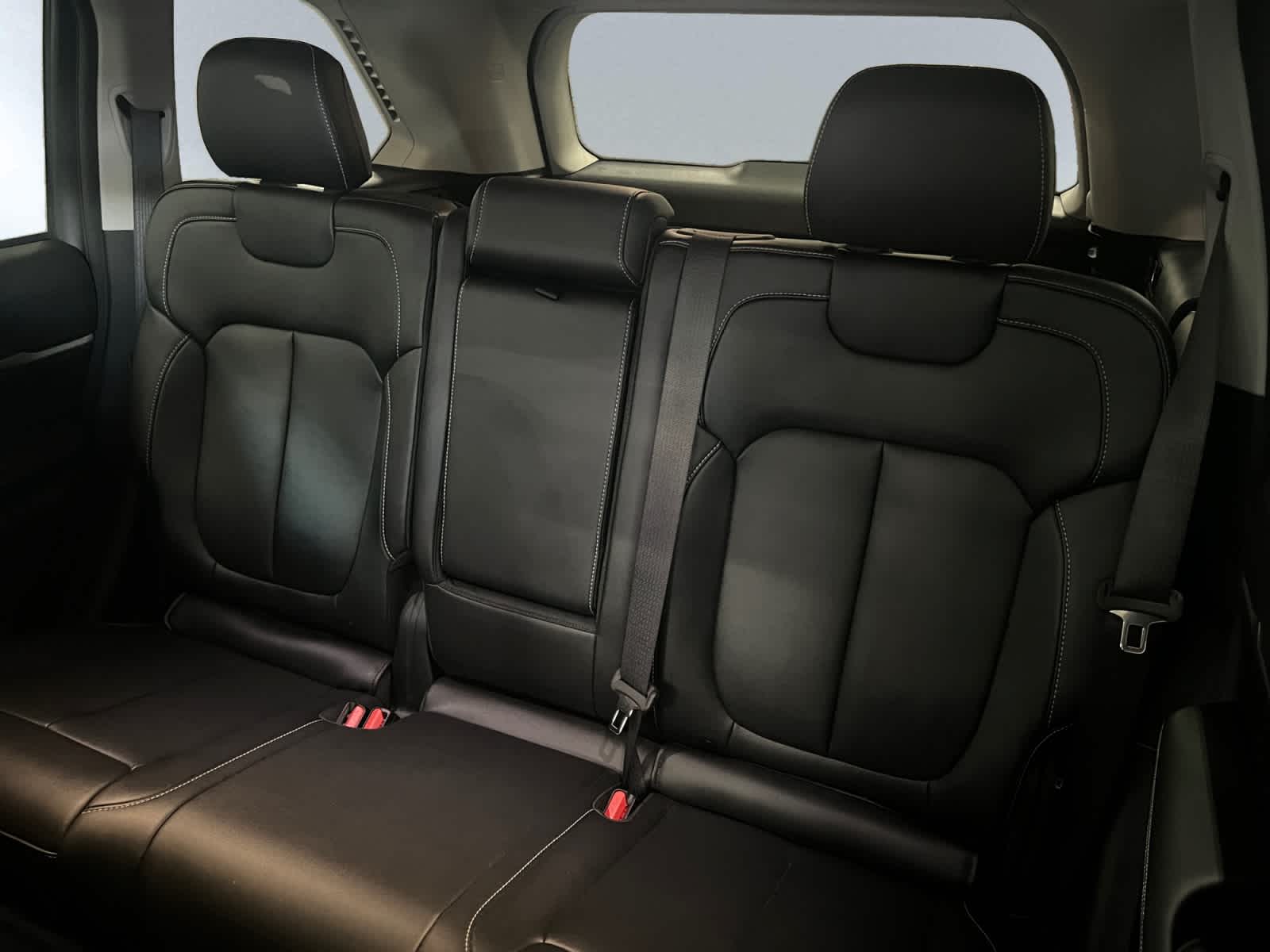 used 2023 Jeep Grand Cherokee car, priced at $32,197