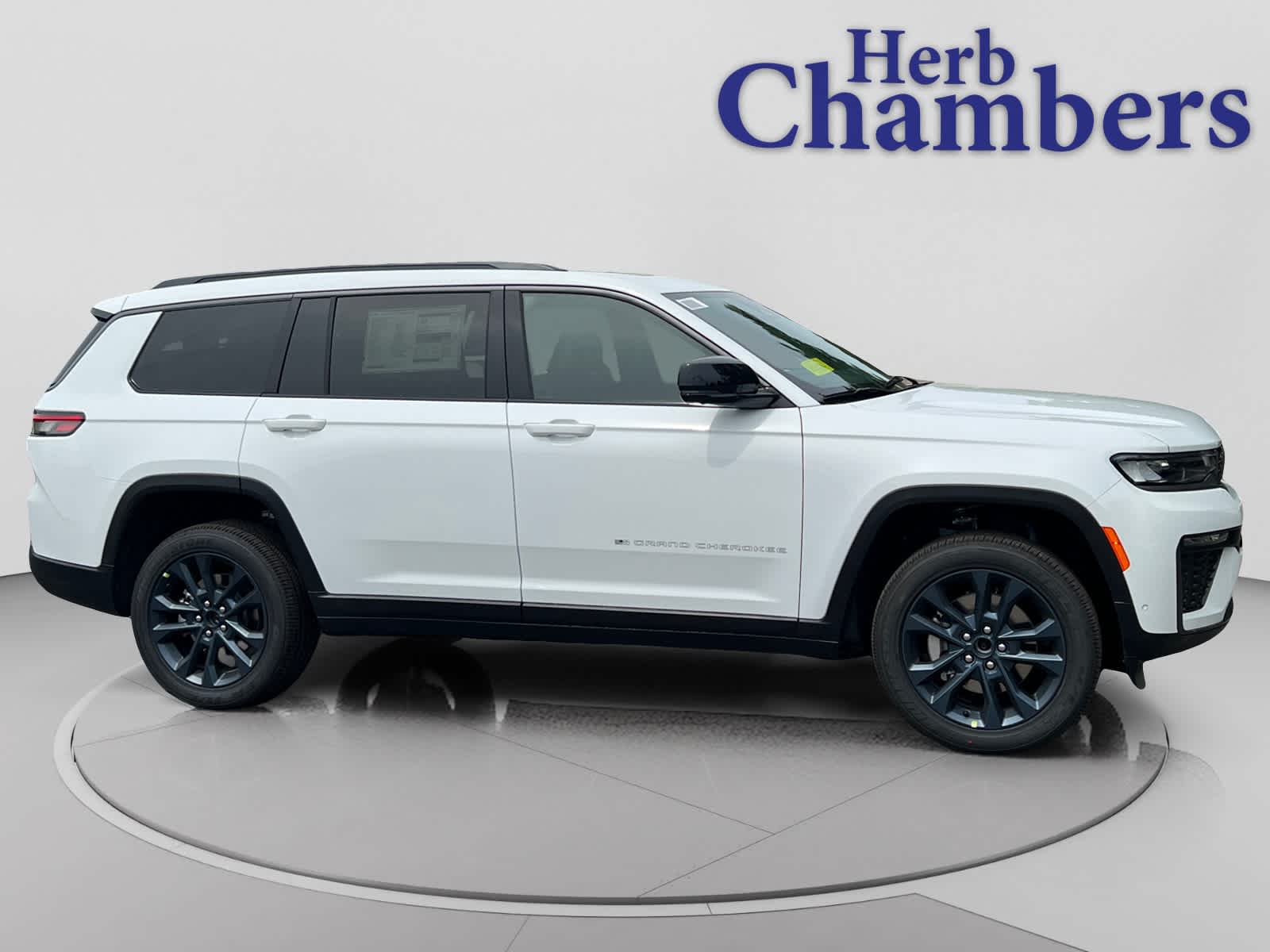new 2026 Jeep Grand Cherokee car, priced at $51,685