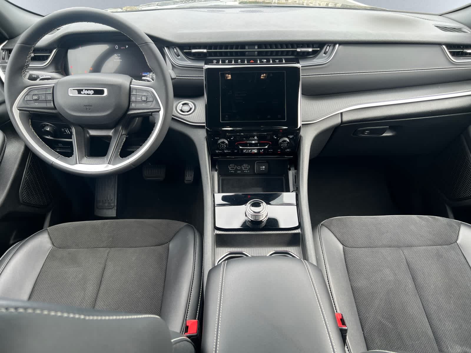 used 2023 Jeep Grand Cherokee car, priced at $31,797