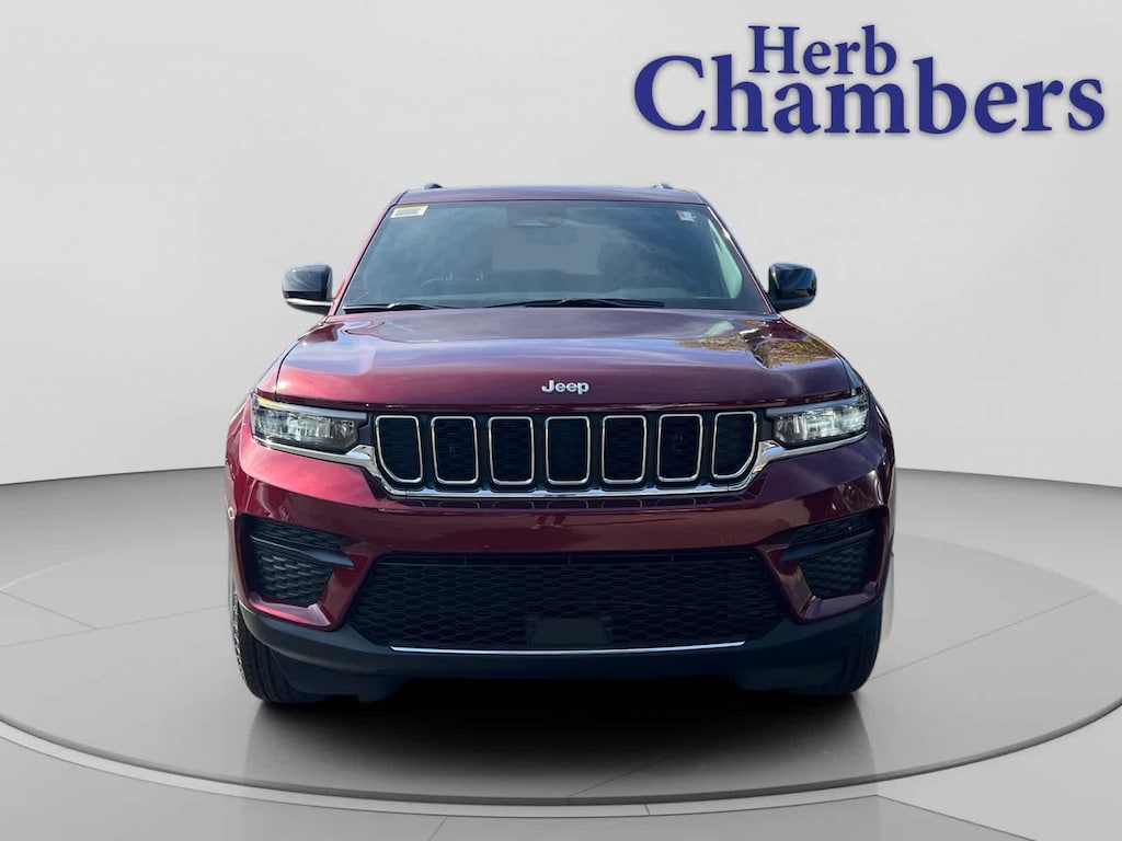 New 2025 Jeep Grand Cherokee LAREDO X 4X4 Sport Utility