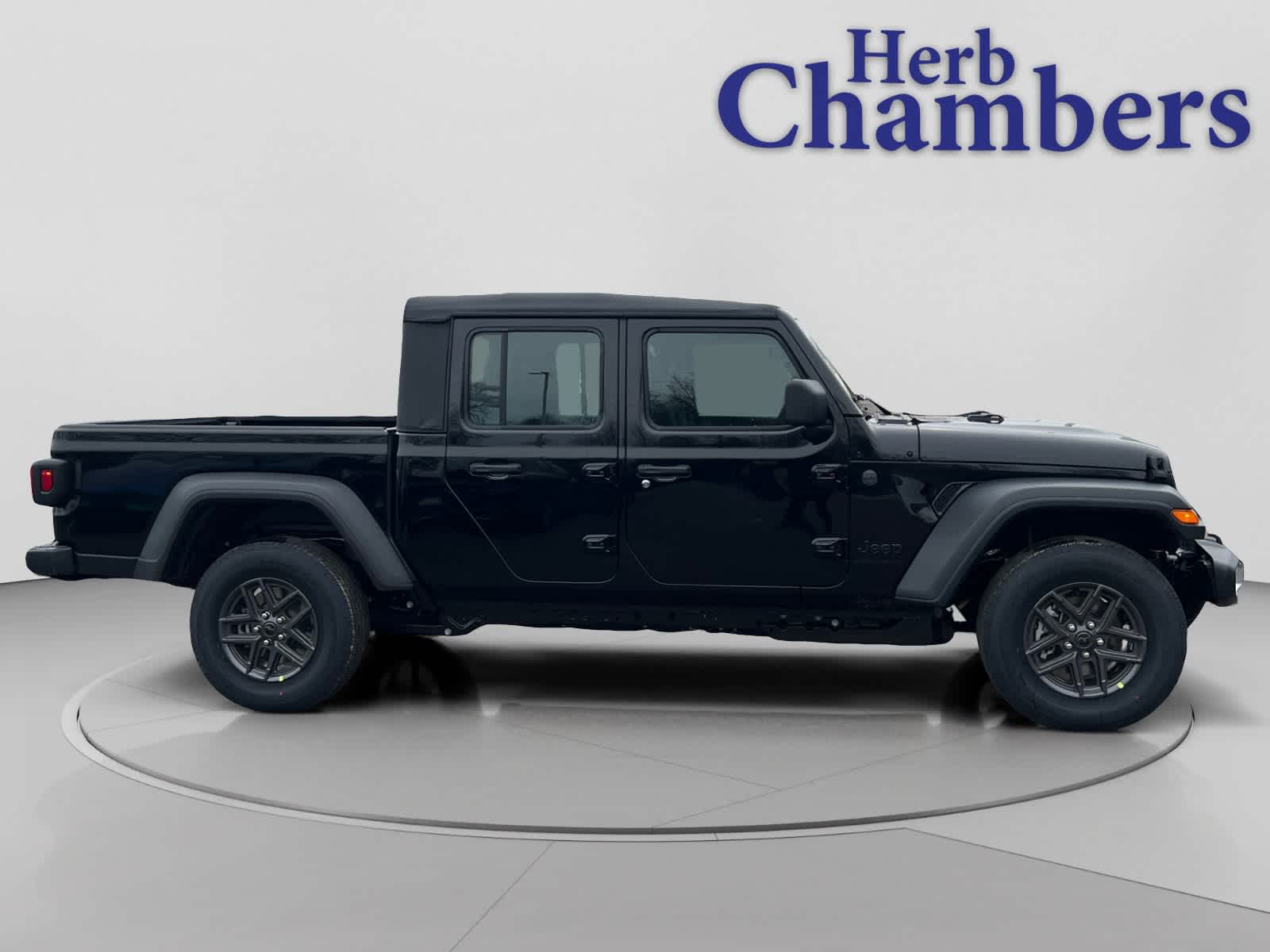 new 2026 Jeep Gladiator car, priced at $42,310