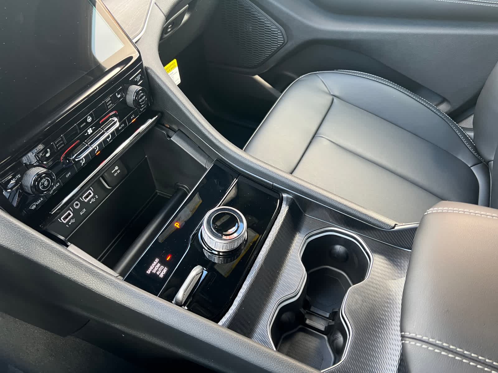 new 2025 Jeep Grand Cherokee car, priced at $49,340