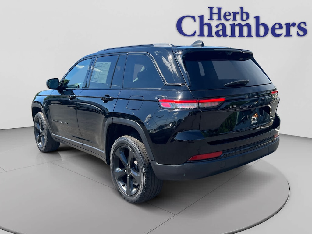 Used 2023 Jeep Grand Cherokee Limited SUV