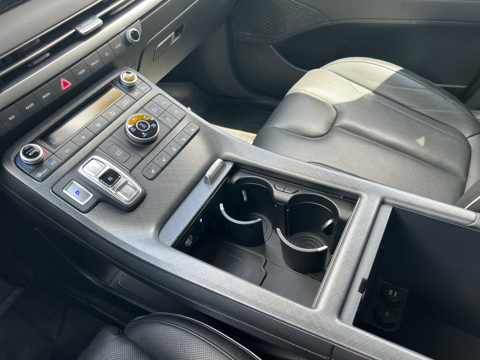 used 2024 Hyundai Palisade car, priced at $37,997