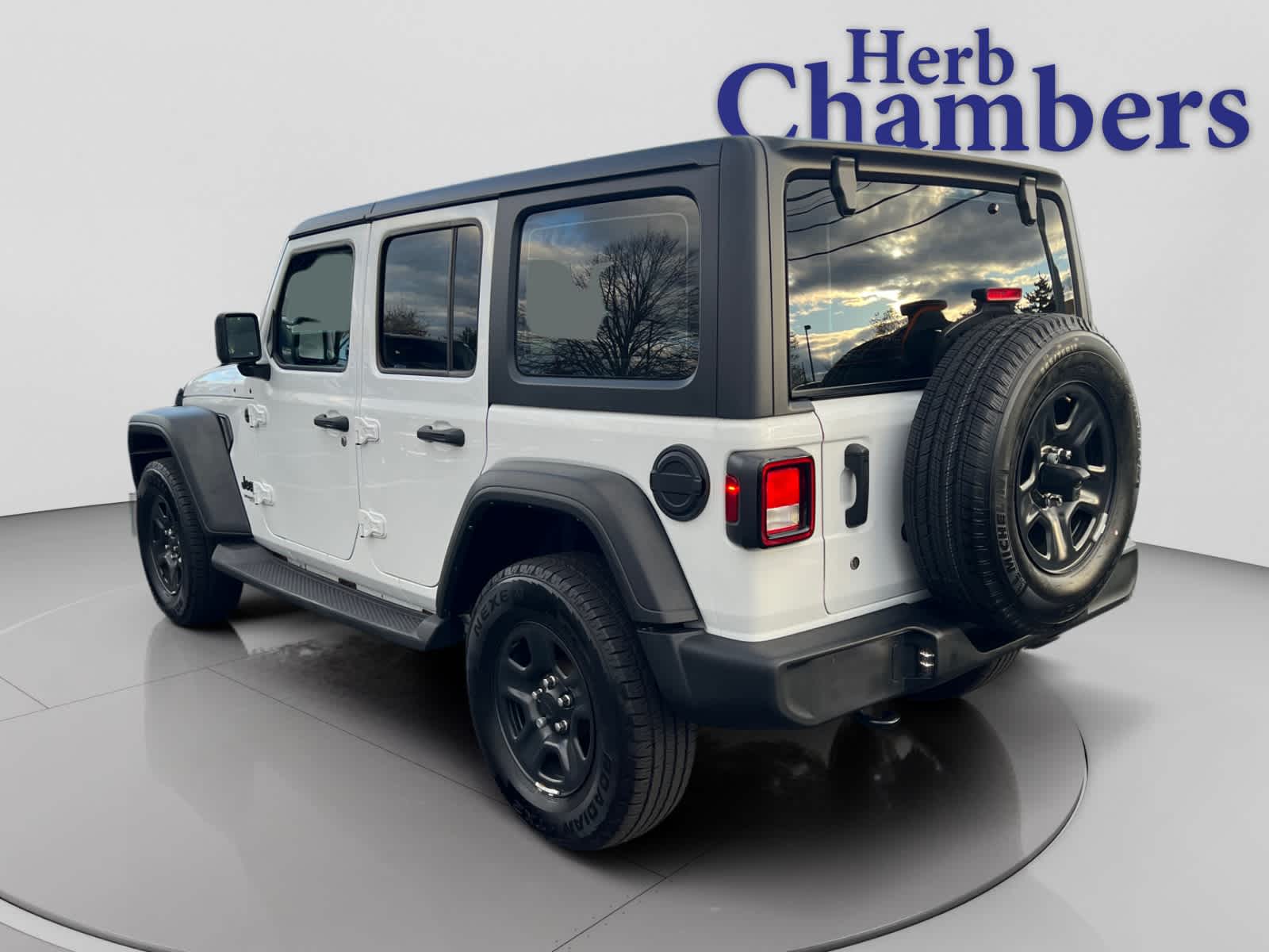 2022 Jeep Wrangler Unlimited Sport photo 3