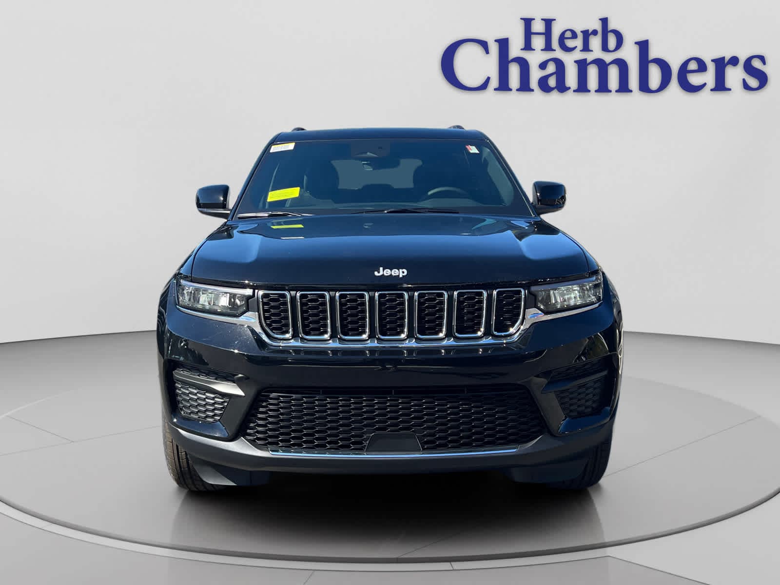 new 2025 Jeep Grand Cherokee car, priced at $38,775