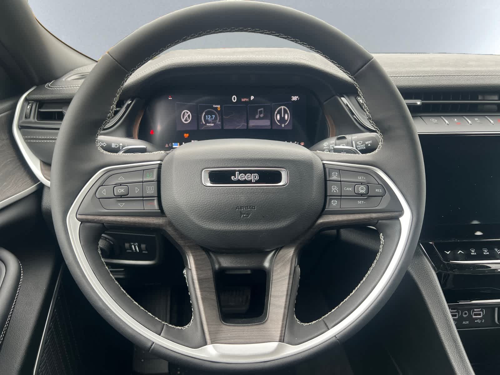 new 2026 Jeep Grand Cherokee car, priced at $49,750