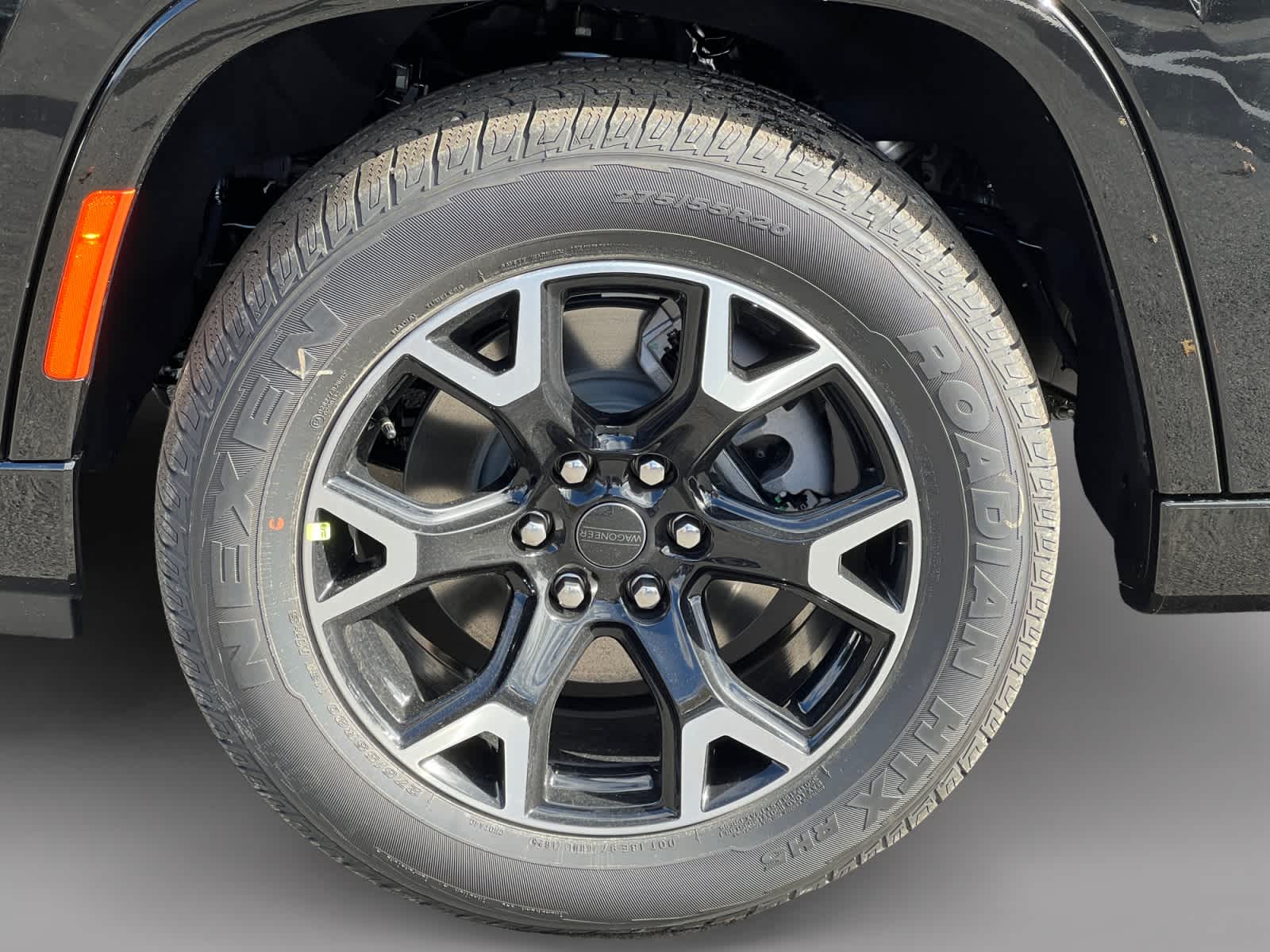 new 2025 Jeep Wagoneer car, priced at $77,570