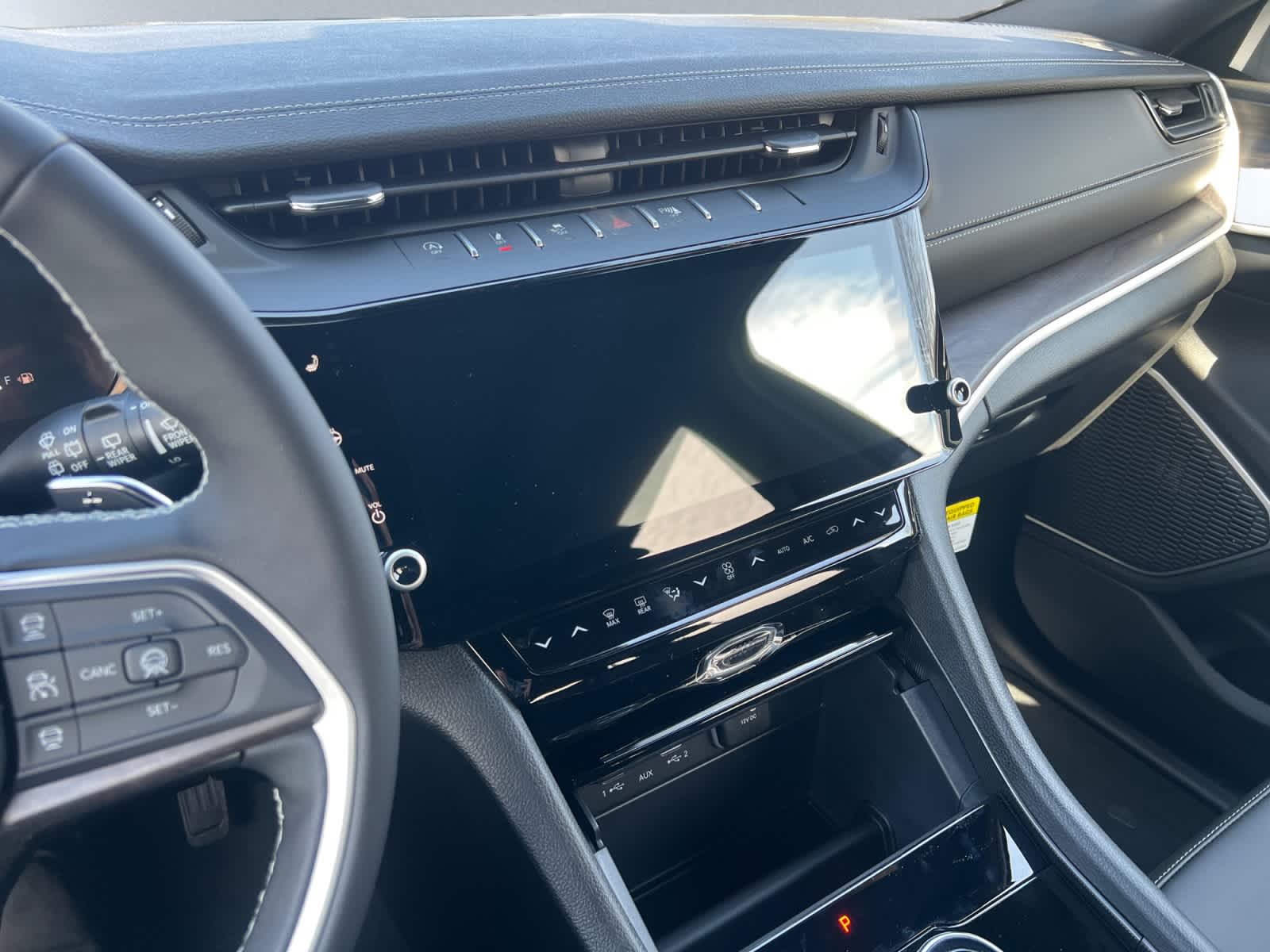 new 2026 Jeep Grand Cherokee car, priced at $51,745