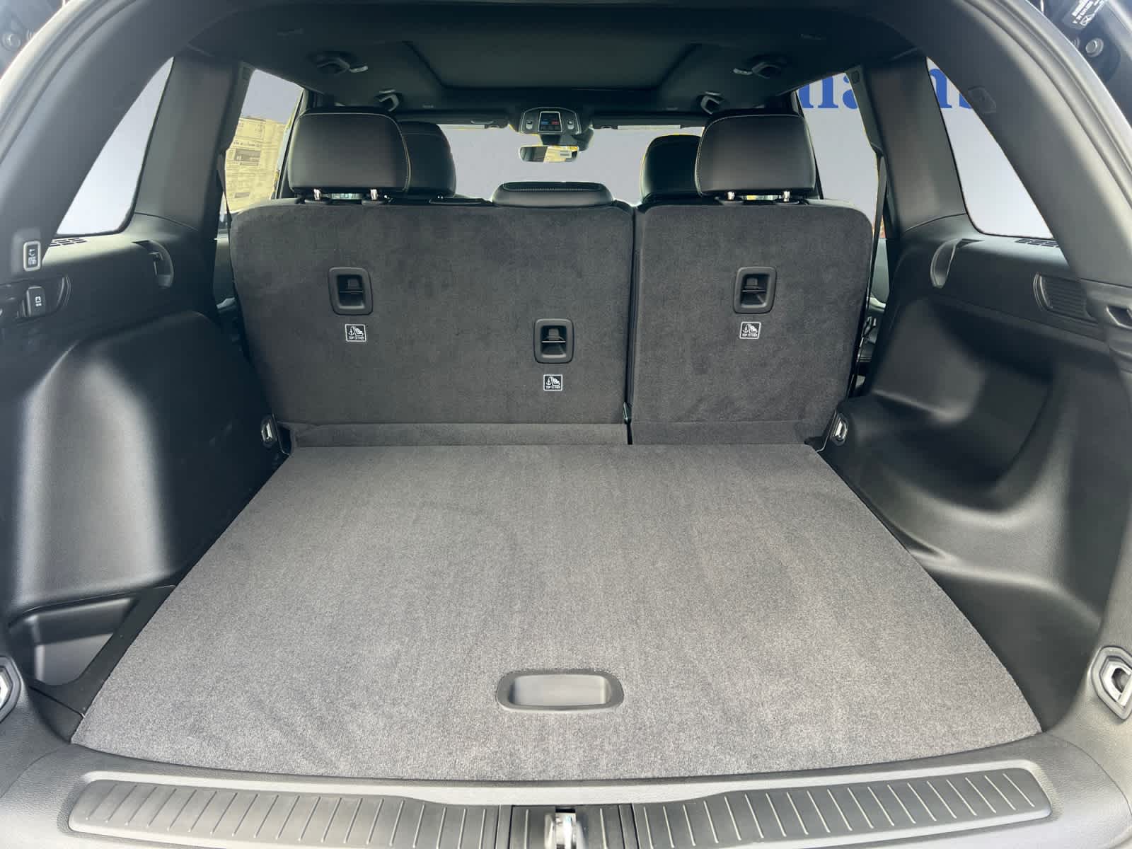 new 2025 Jeep Grand Cherokee car, priced at $48,135