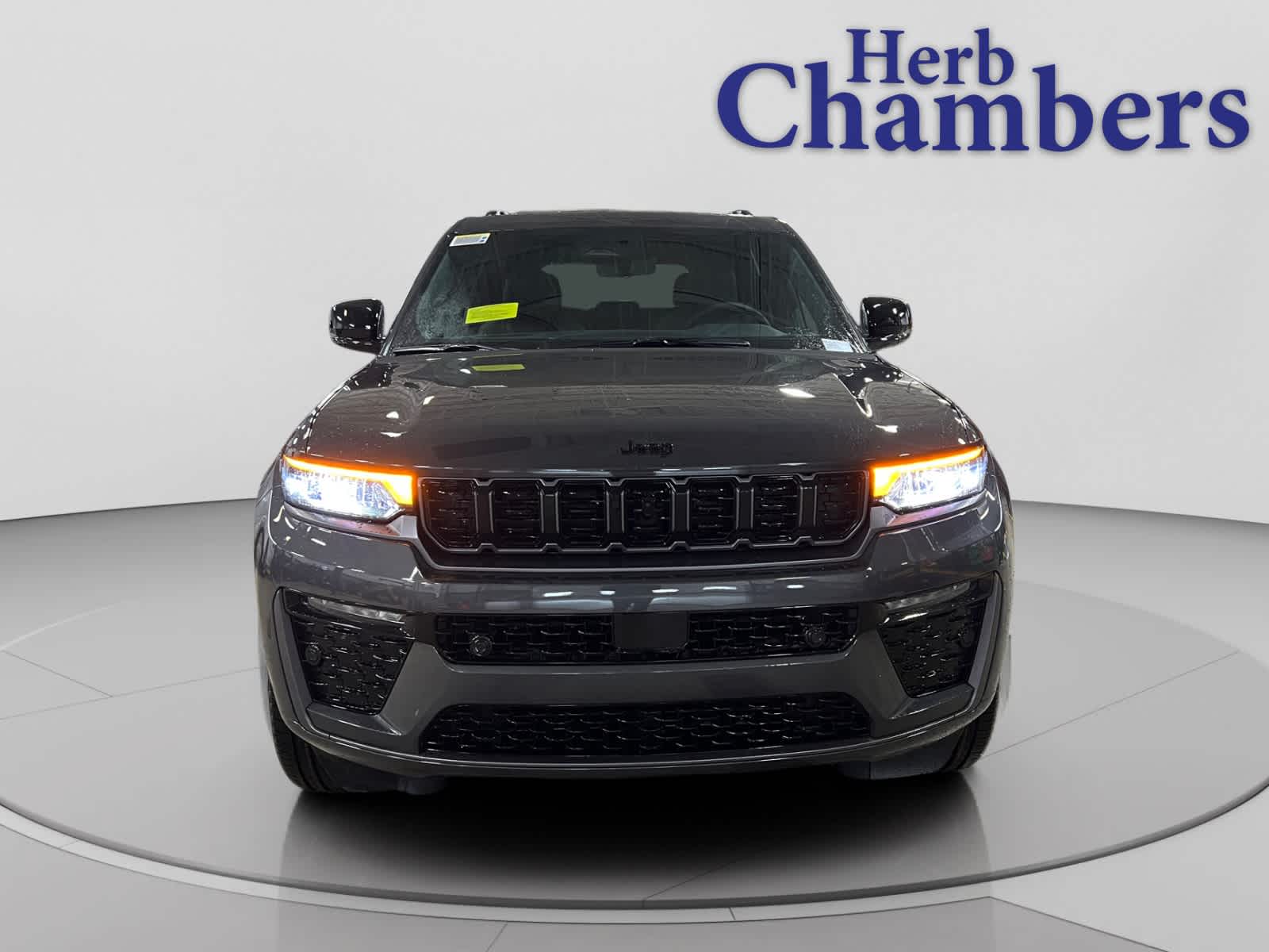 new 2026 Jeep Grand Cherokee car, priced at $52,805