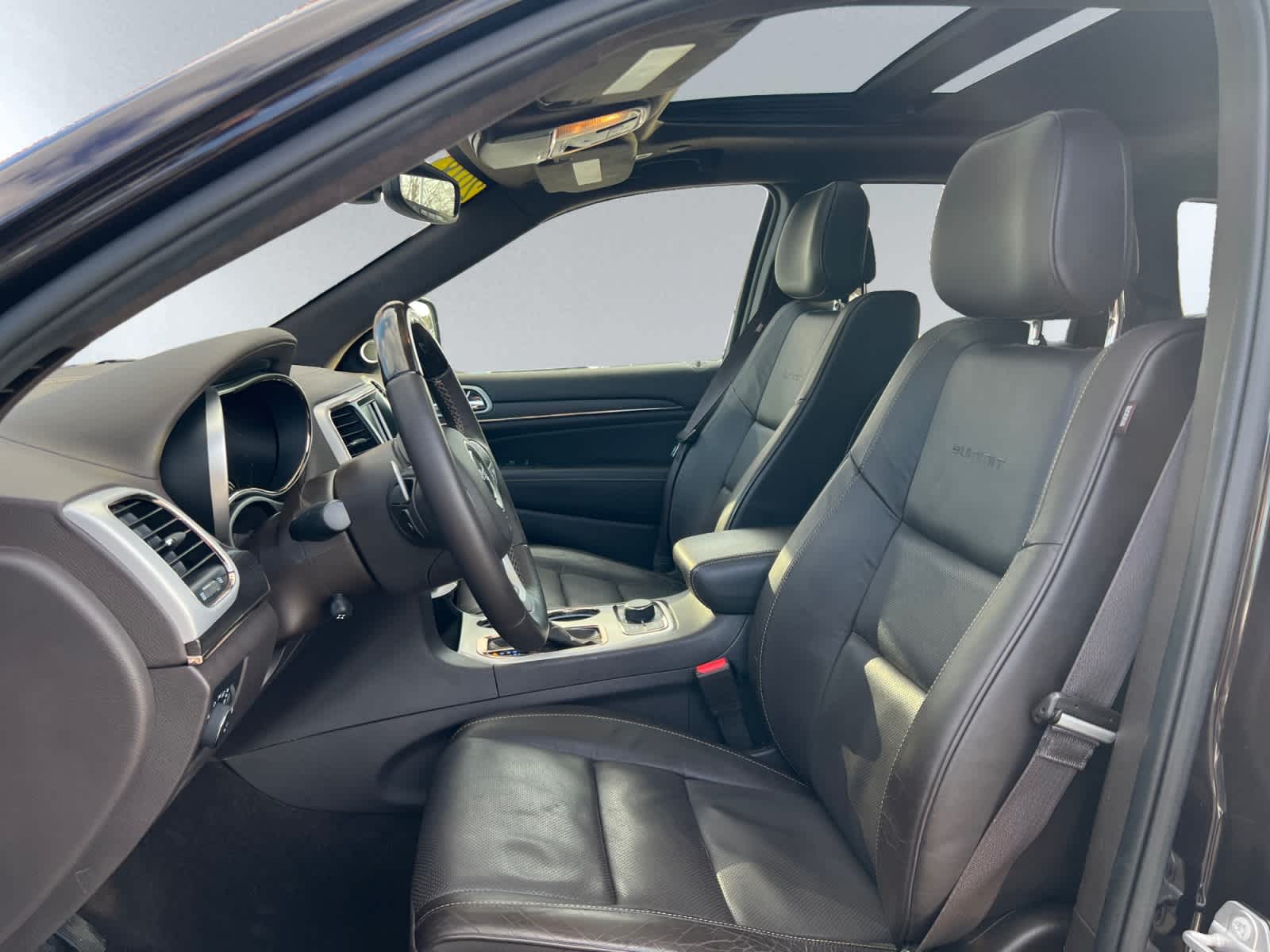 used 2018 Jeep Grand Cherokee car, priced at $21,497